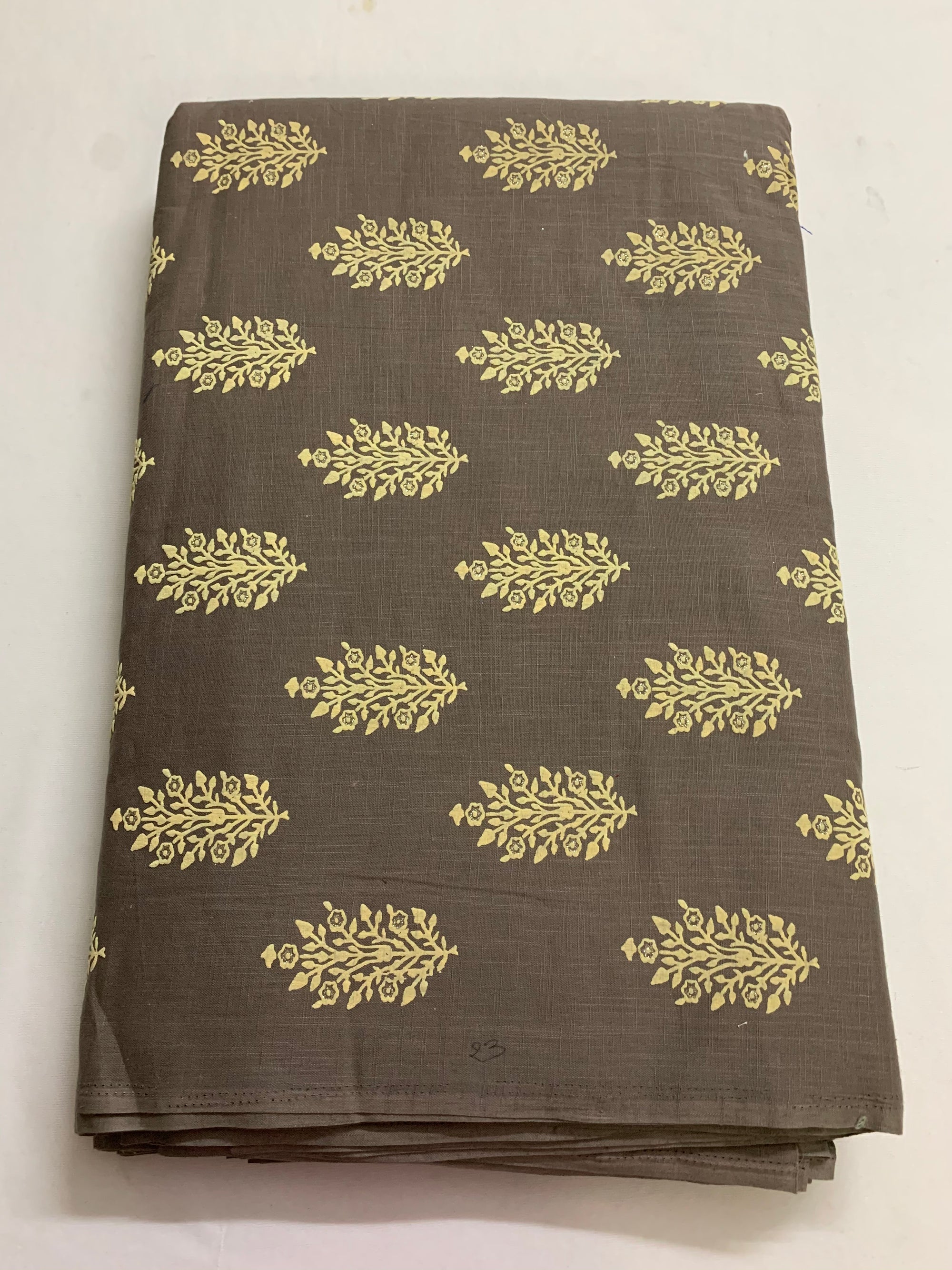 Printed slub cotton fabric