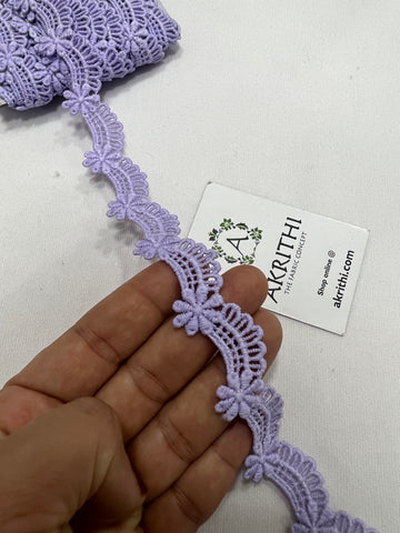 Lace per metre