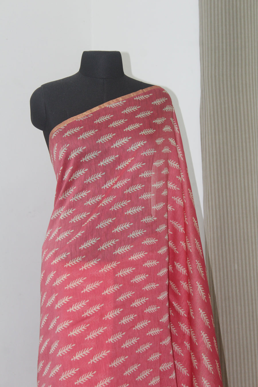 Handloom printed pure linen silk saree