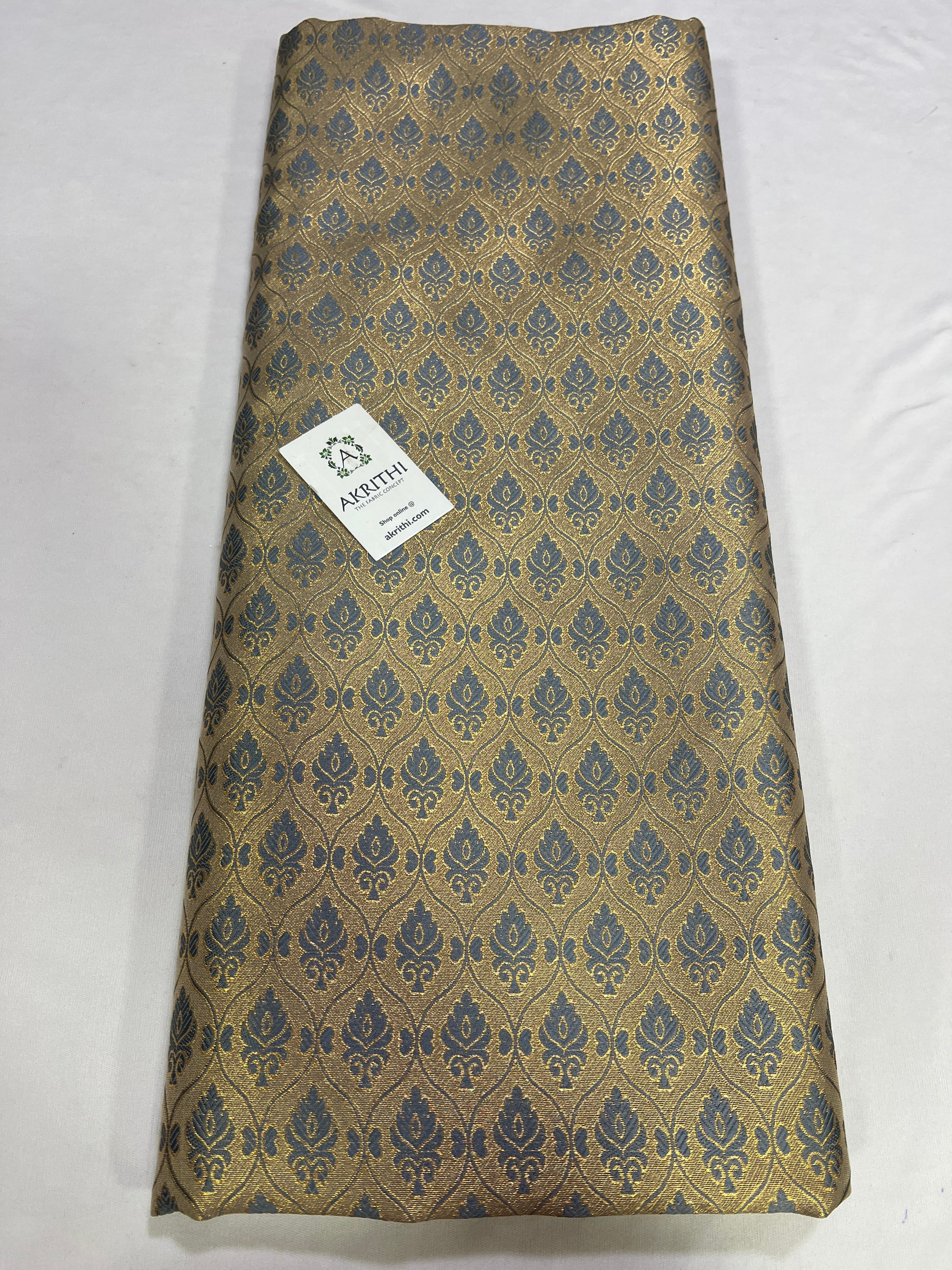 Banarasi brocade fabric 95 CM CUT