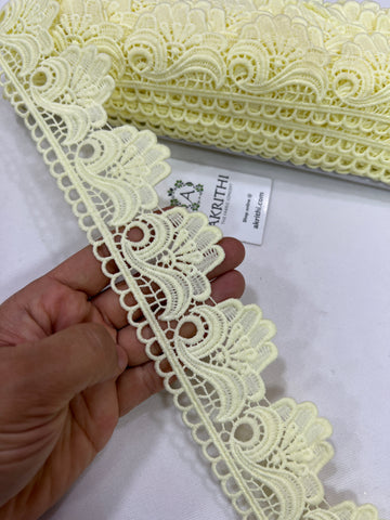 Crochet lace per metre