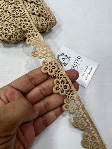 Crochet lace per metre