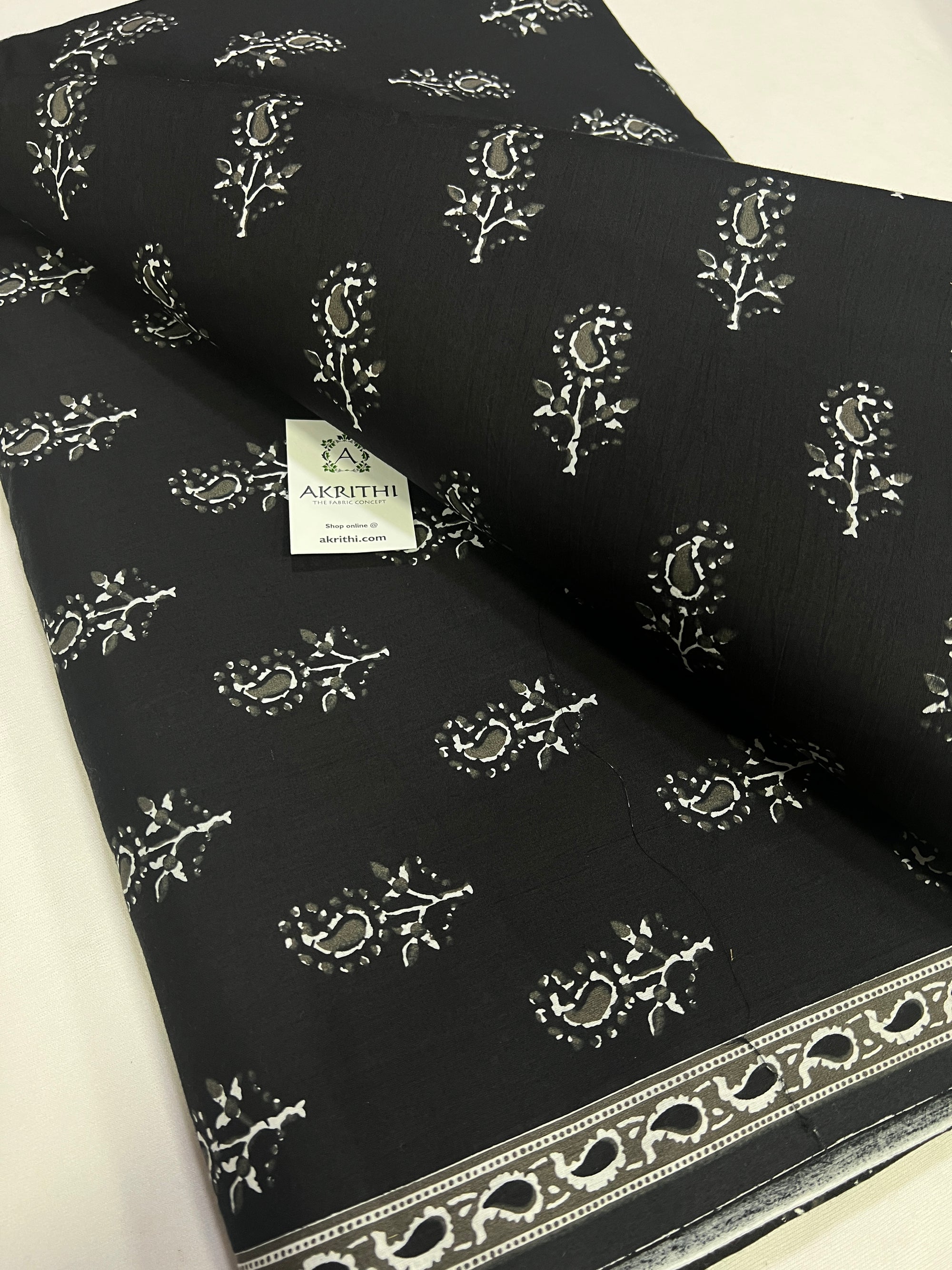 Printed pure cotton fabric