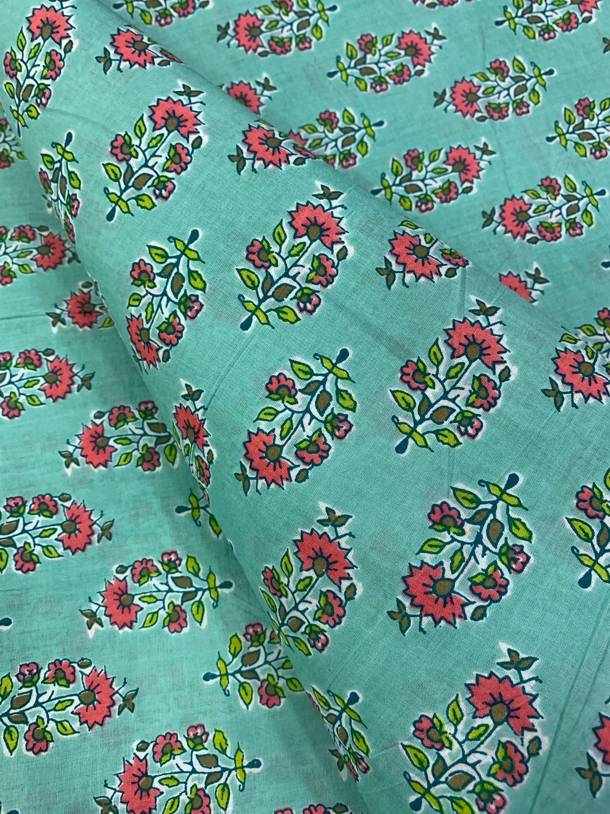 Printed pure cotton fabric