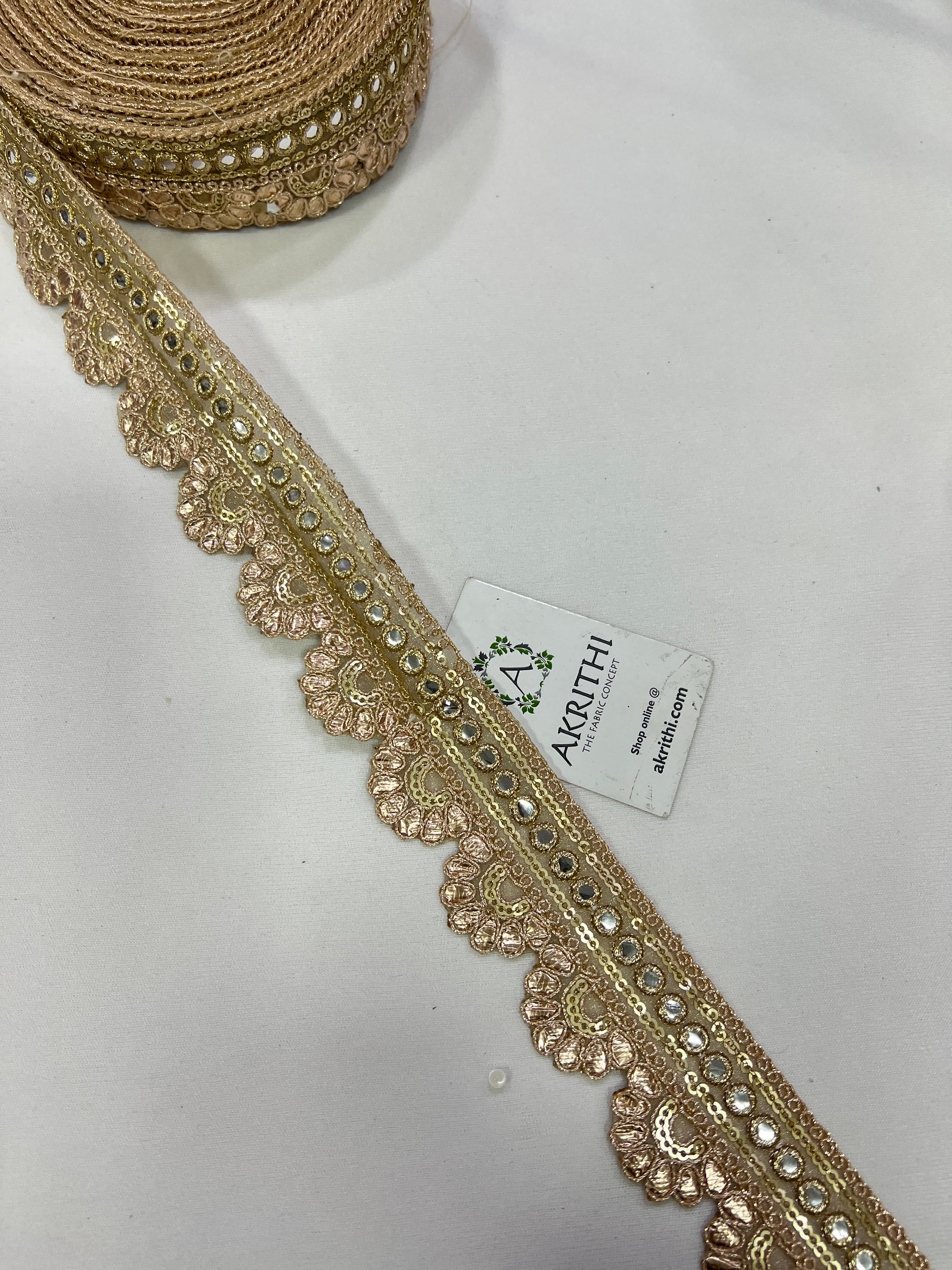 Embroidered lace 9 metres roll