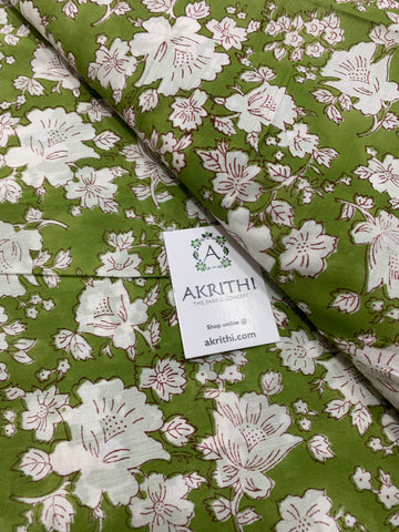 Printed pure mul cotton fabric