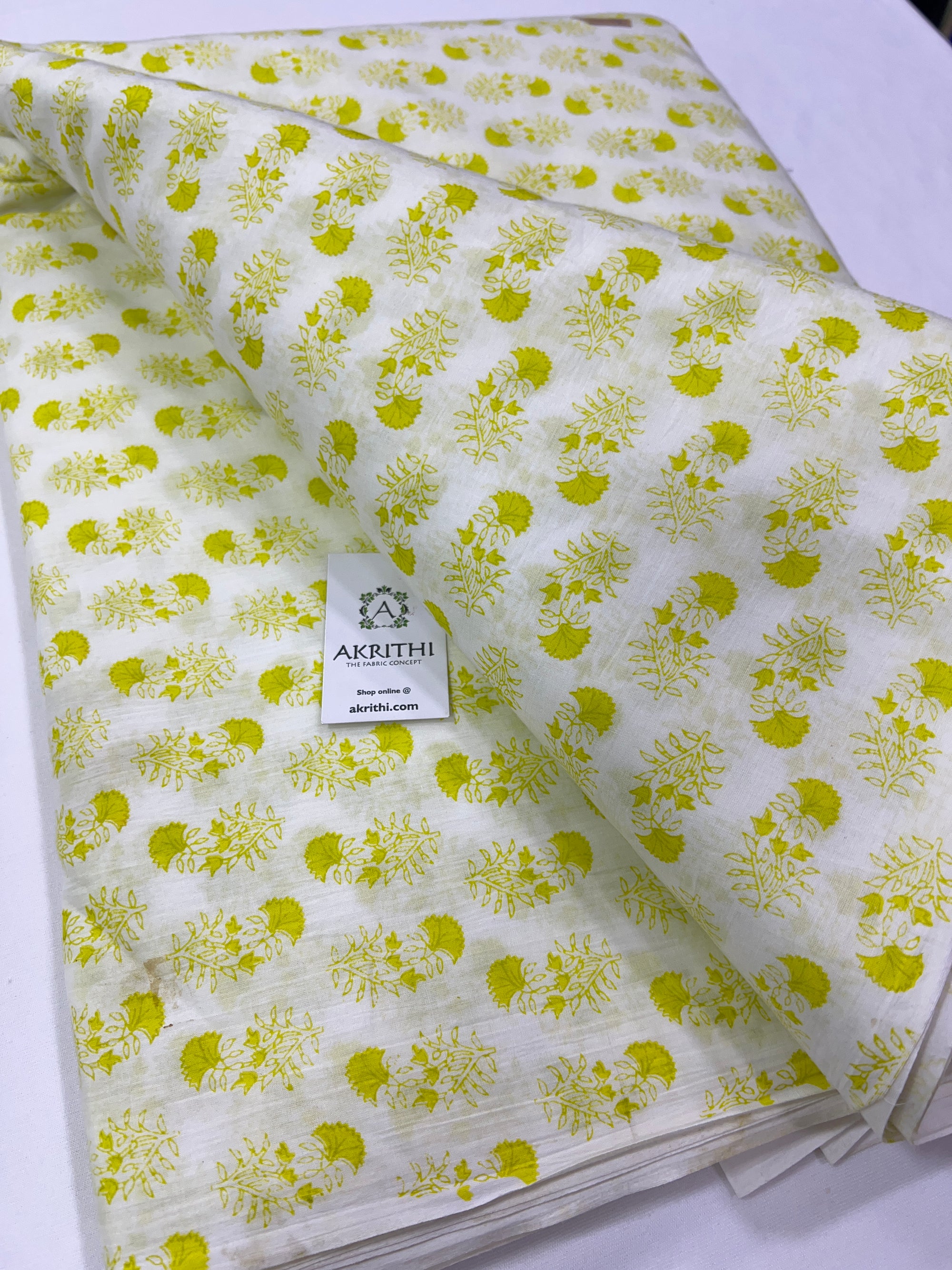 Printed pure cotton fabric