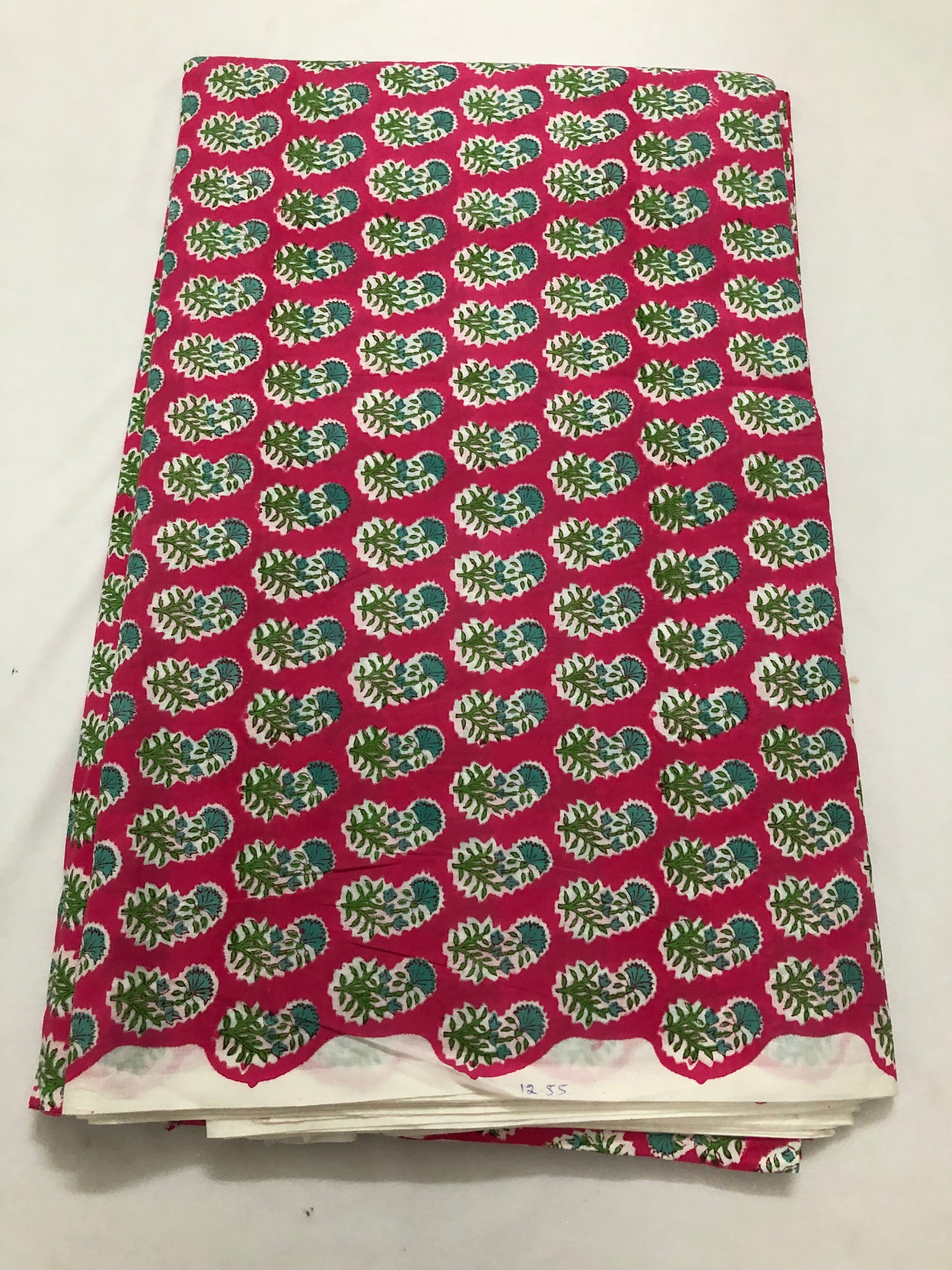 Printed mul cotton fabric
