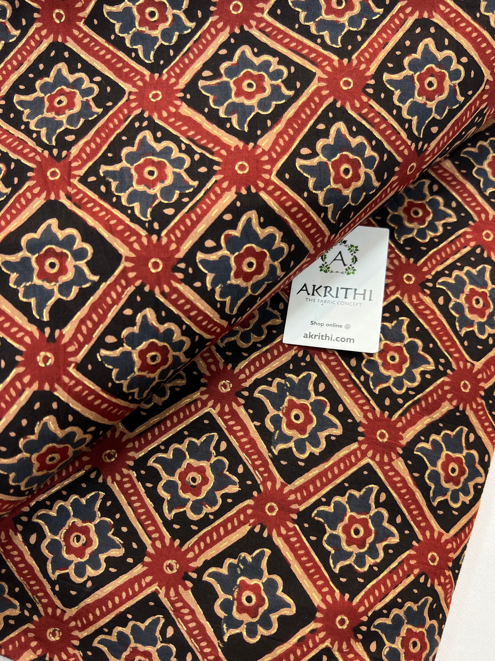 Printed pure cotton fabric