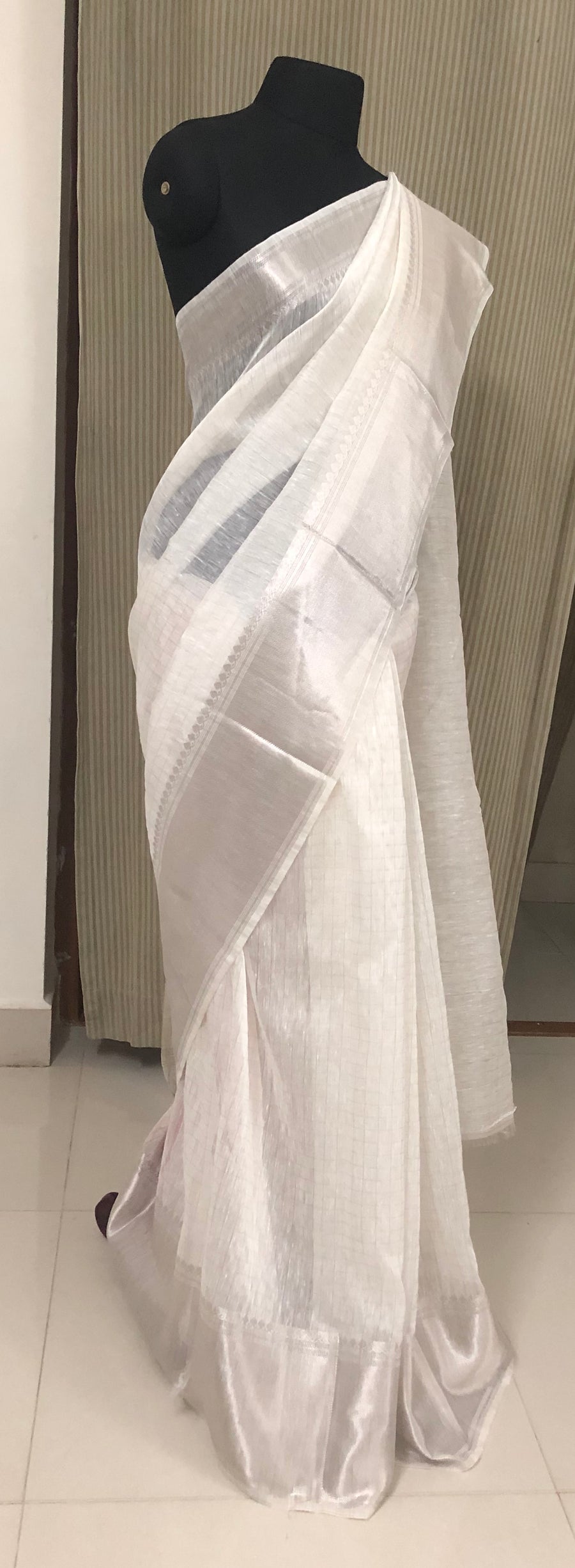 Pure linen silk saree with silver zari