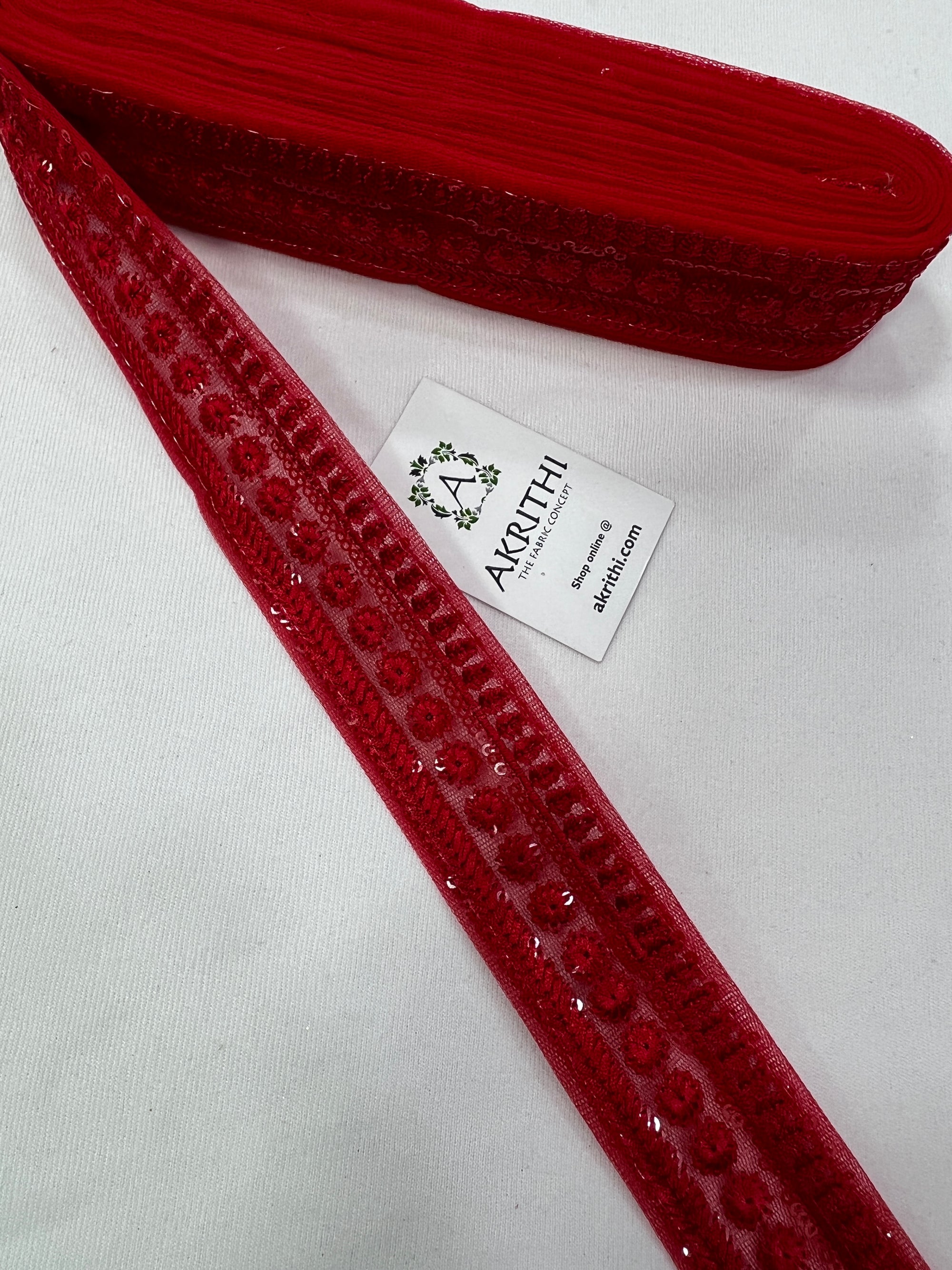 Embroidered lace 9 metres roll