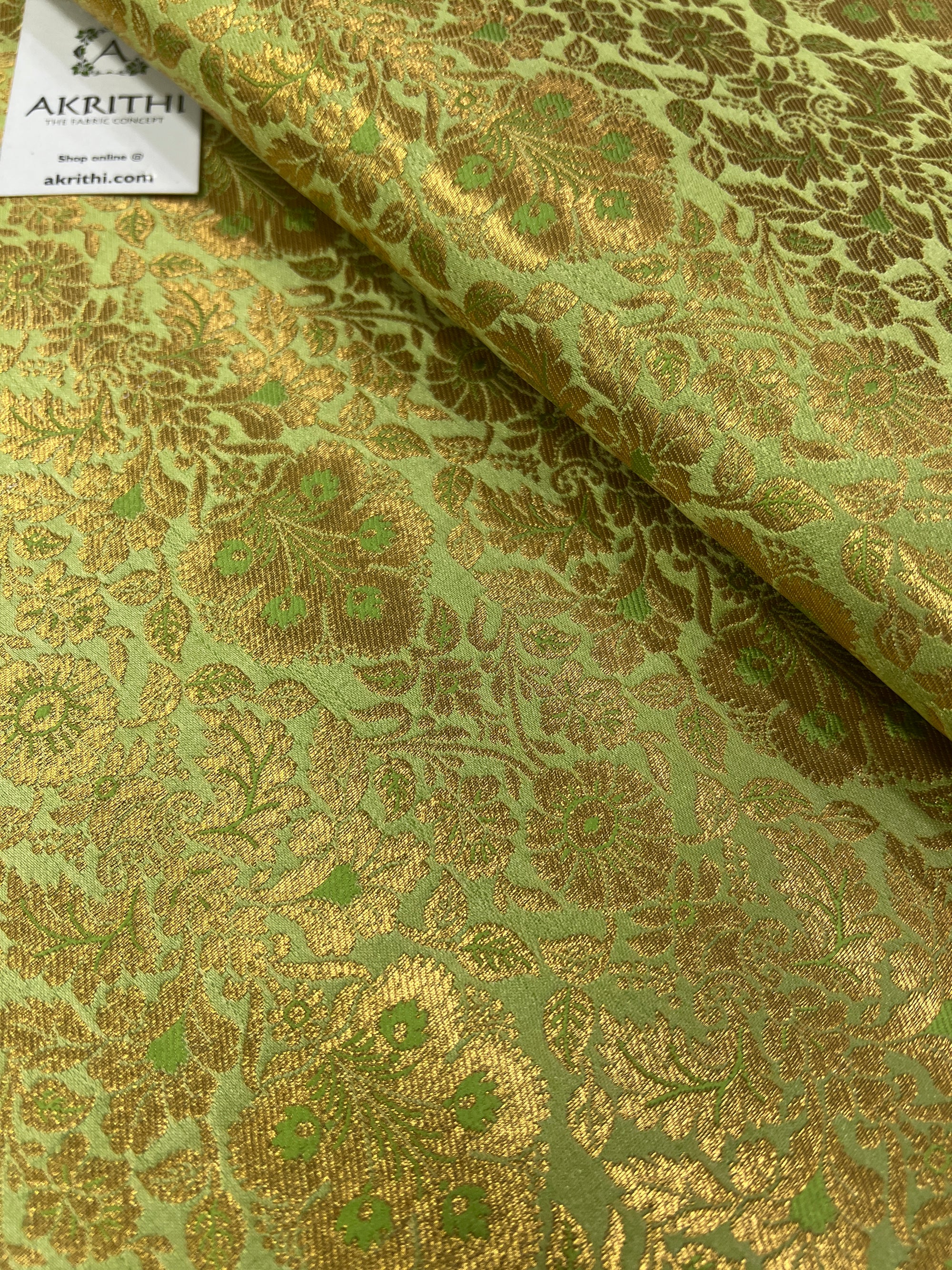 Handloom Banarasi brocade fabric