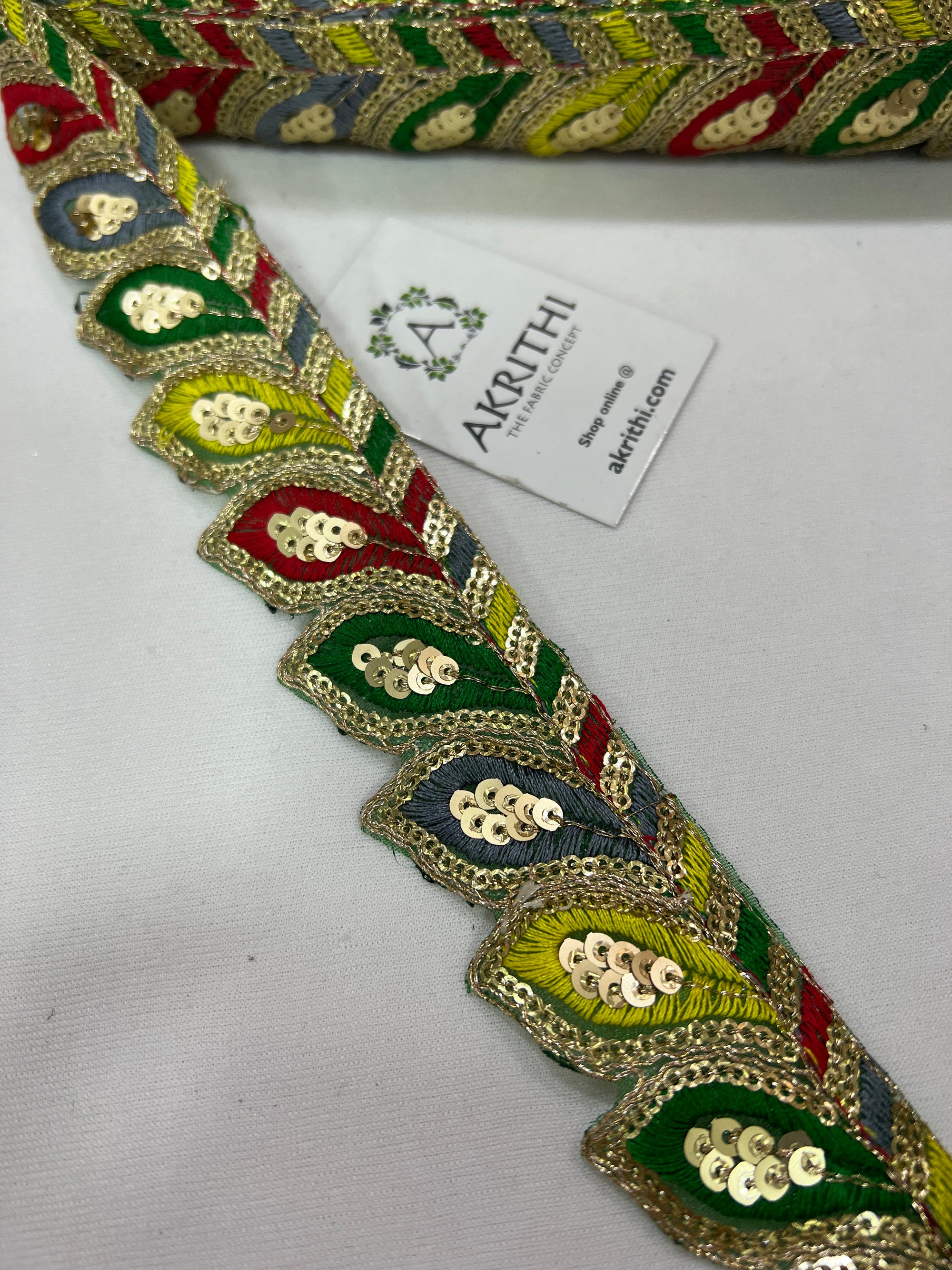Embroidered lace 9 metres roll