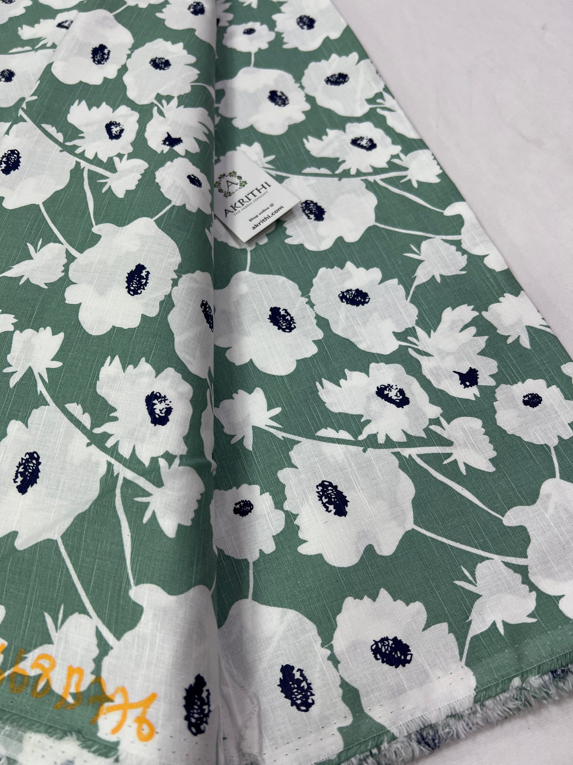 Printed pure cotton fabric