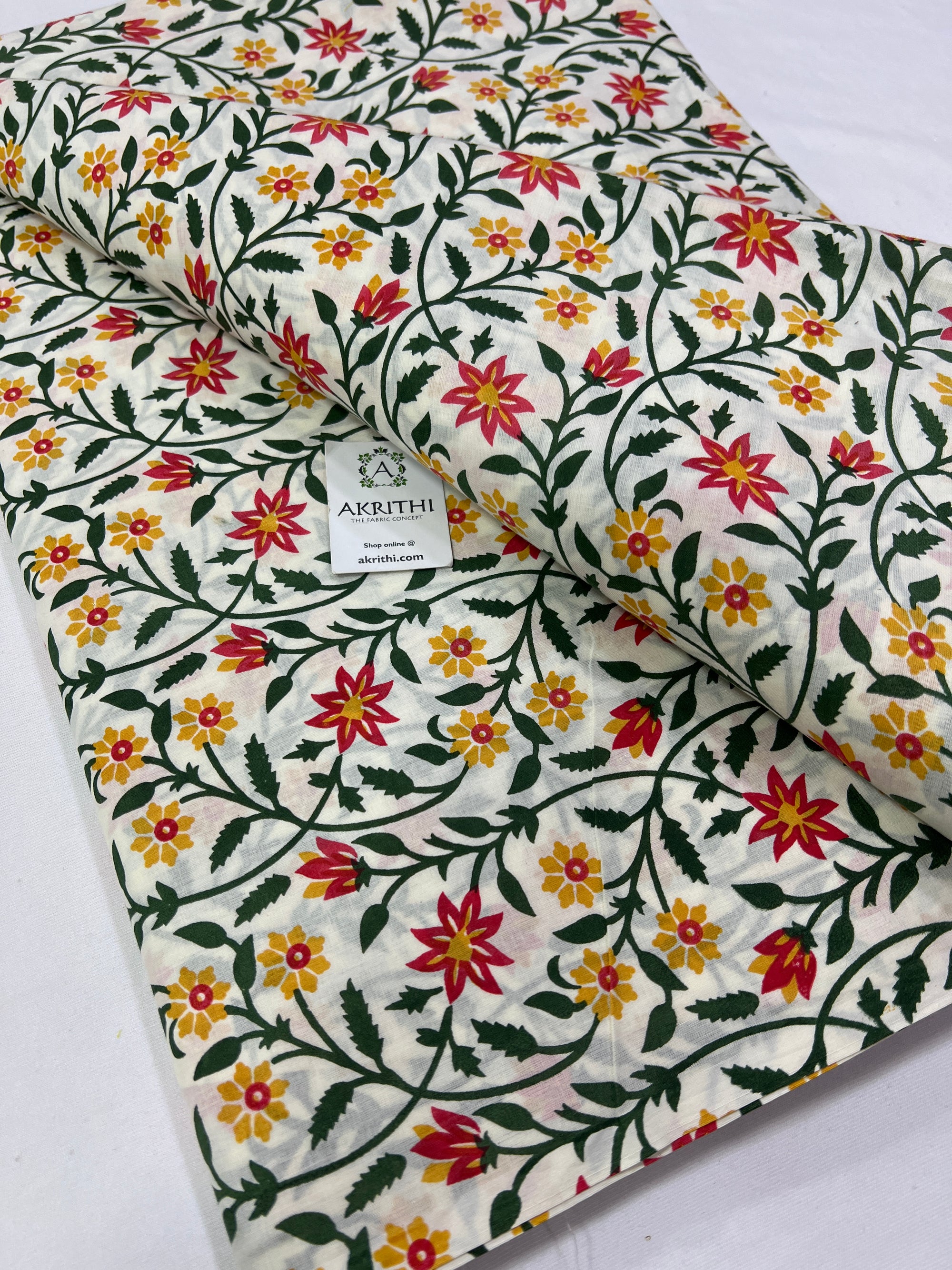 Printed pure cotton fabric