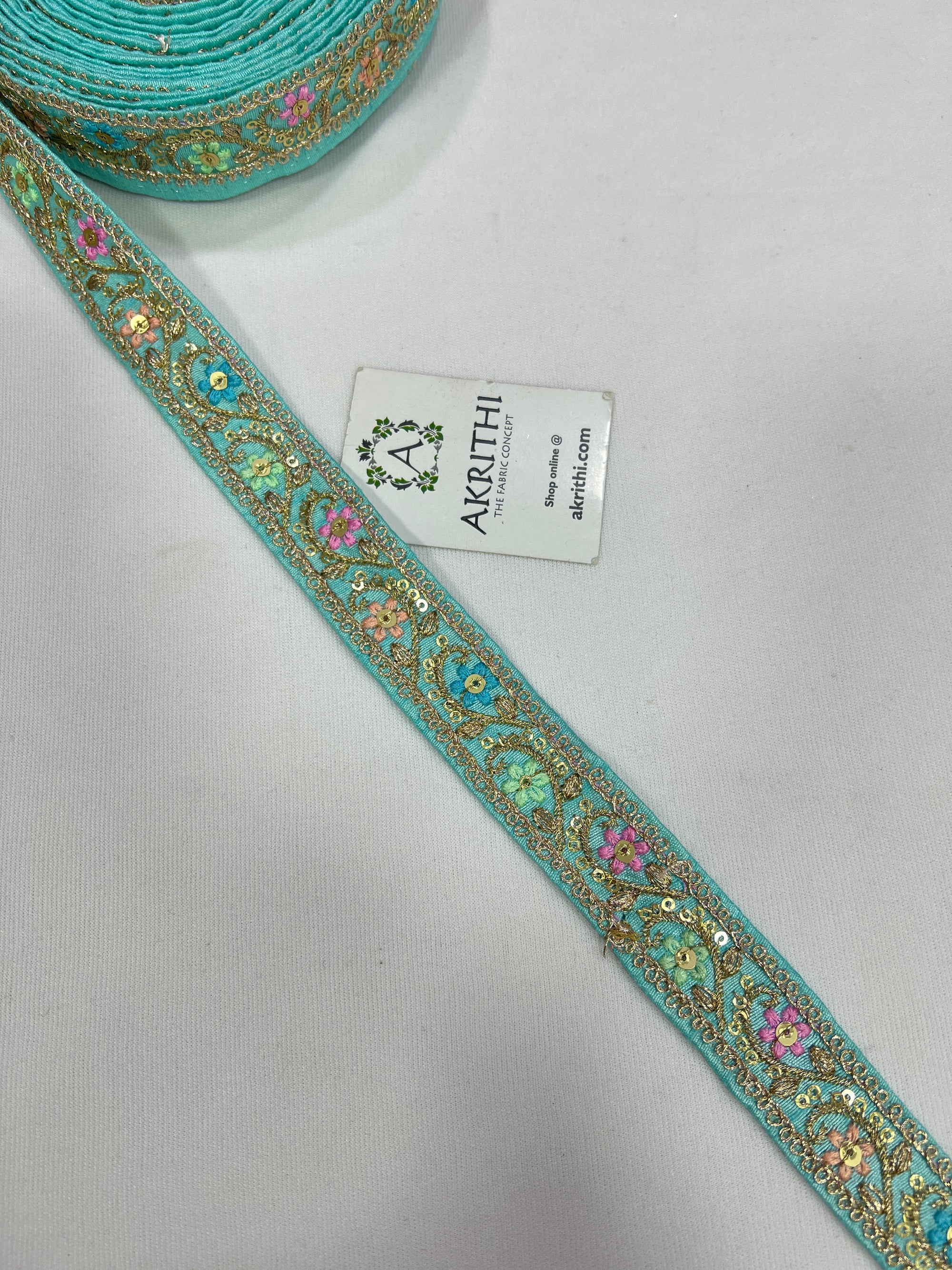 Embroidered lace 9 metres roll