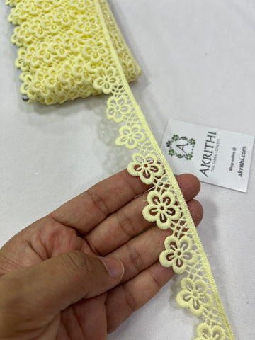 Crochet lace per metre