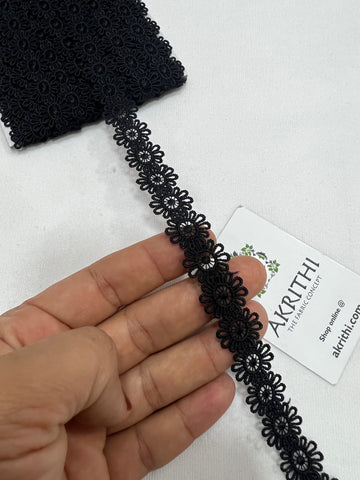 Lace per metre