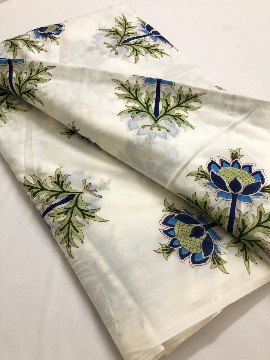 Printed mul cotton fabric