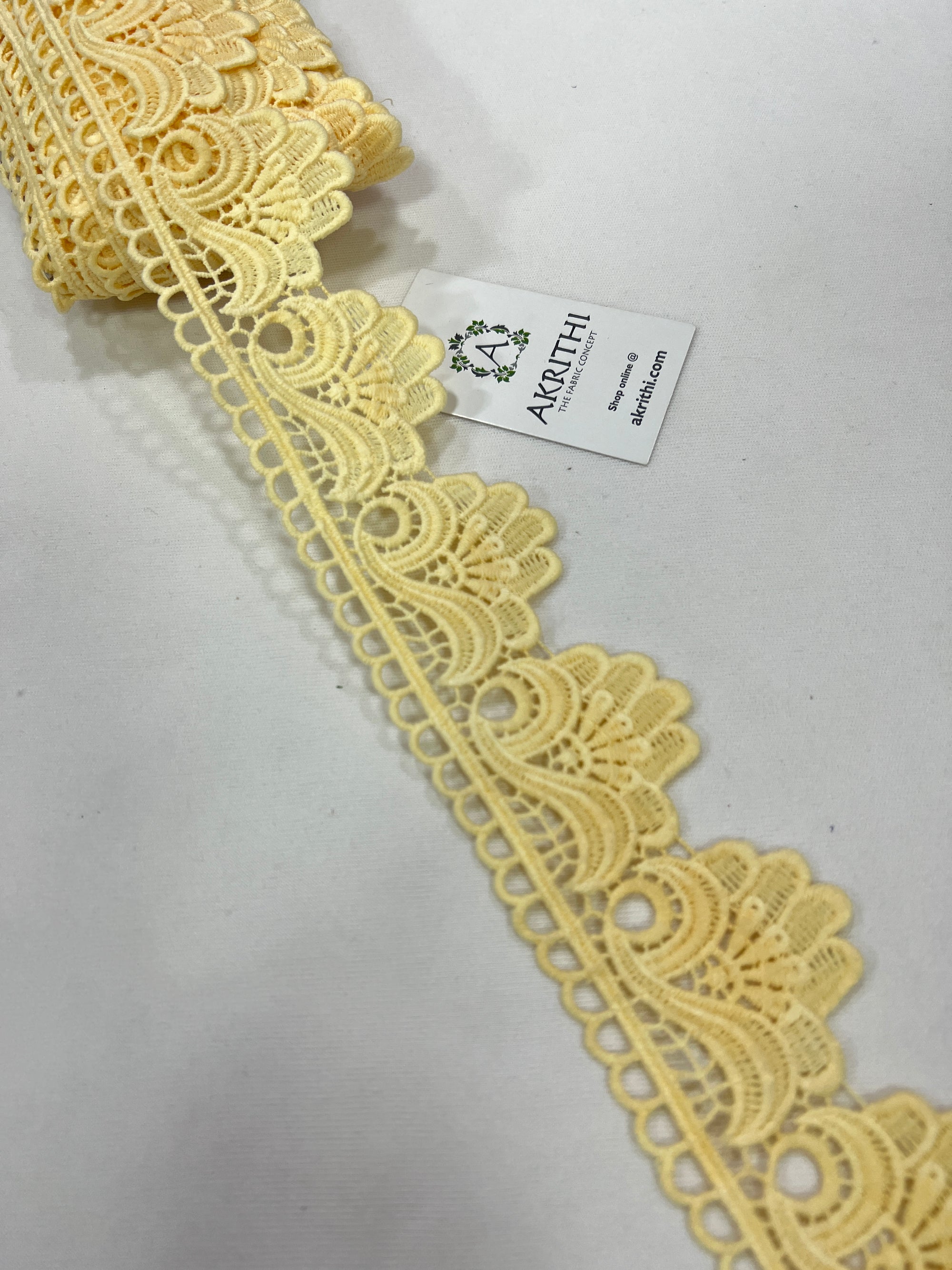 Crochet lace per metre