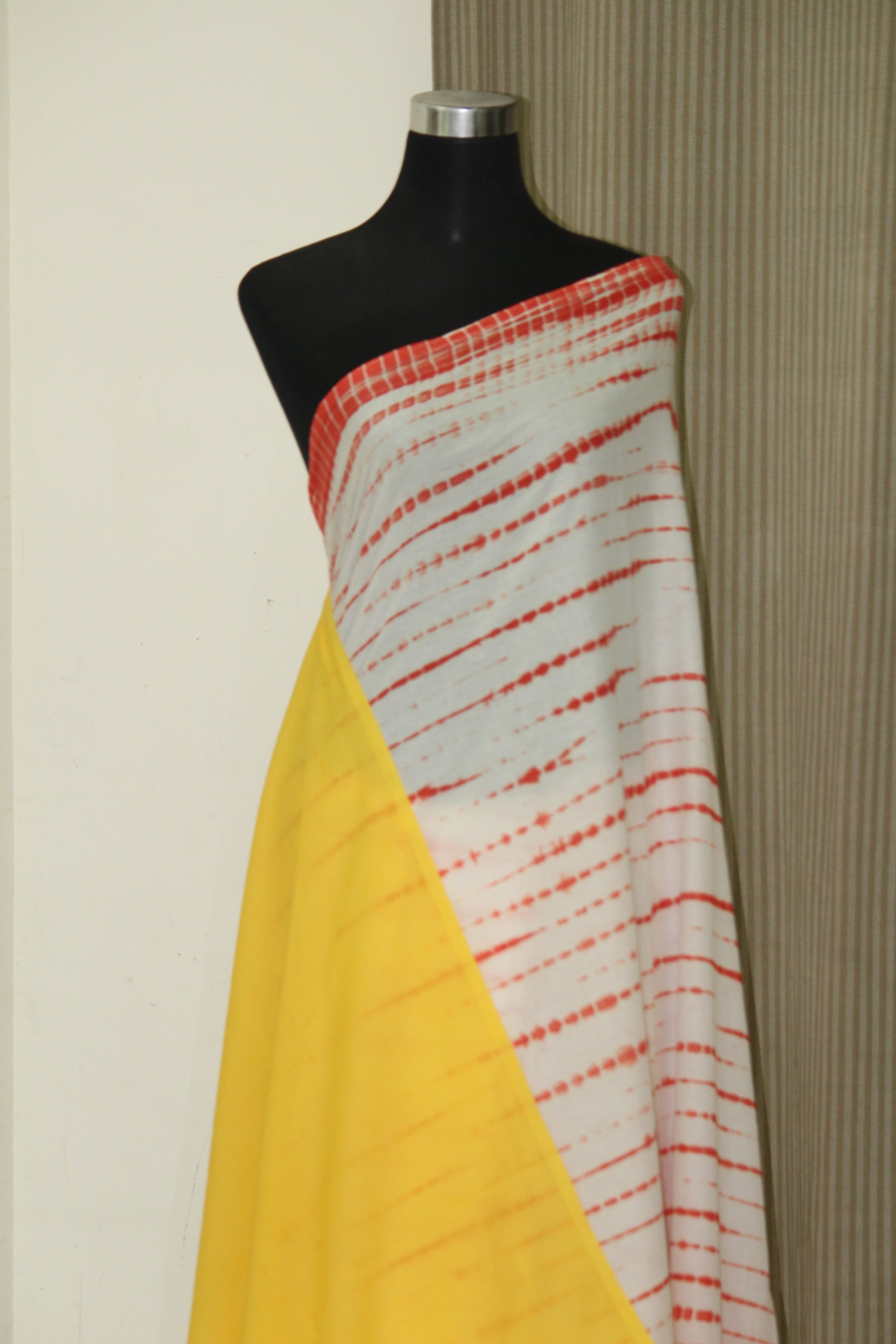 Tie and dye mul cotton saree