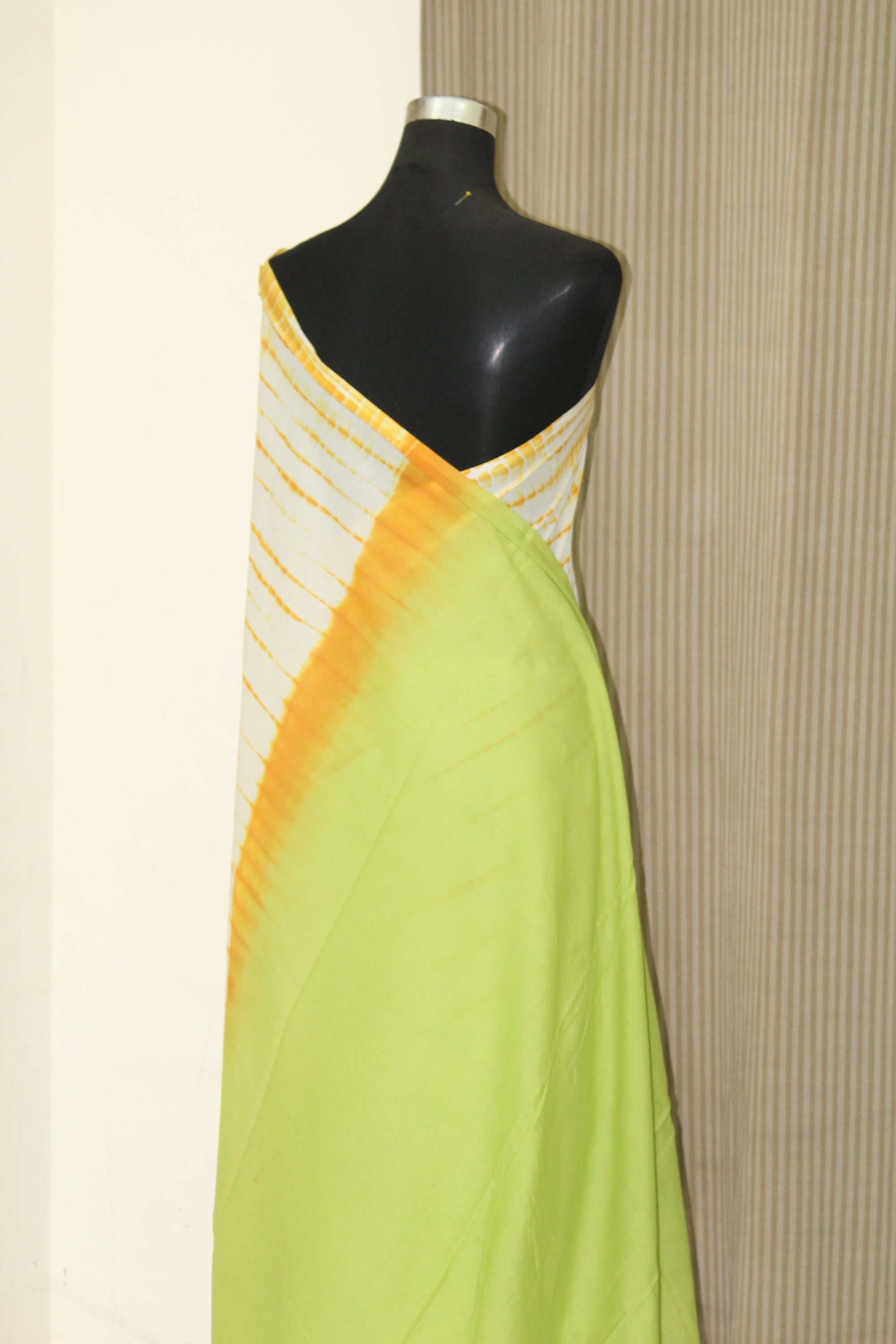 Tie and dye mul cotton saree