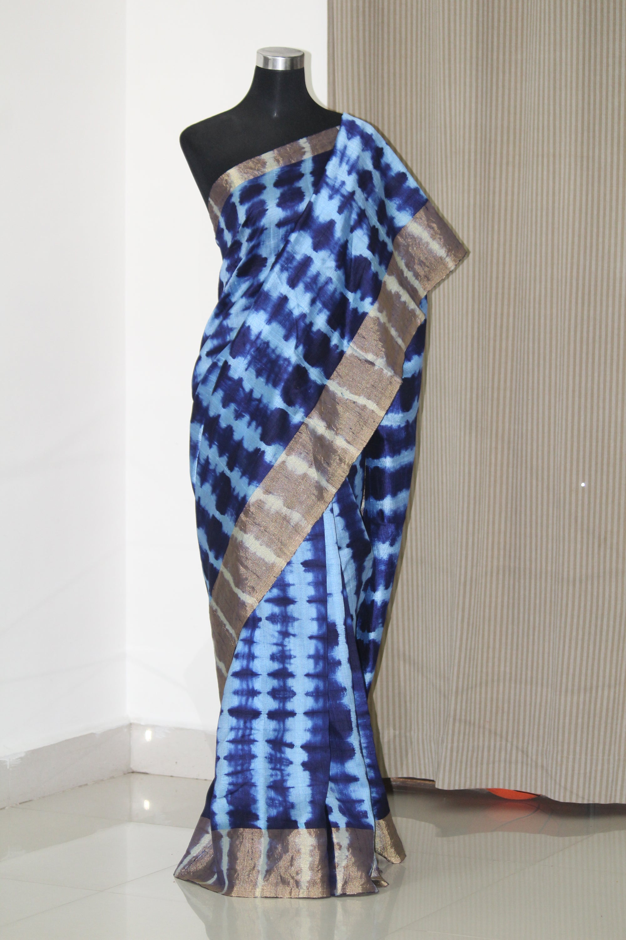 Pure dupion raw silk shibori tie and dye saree