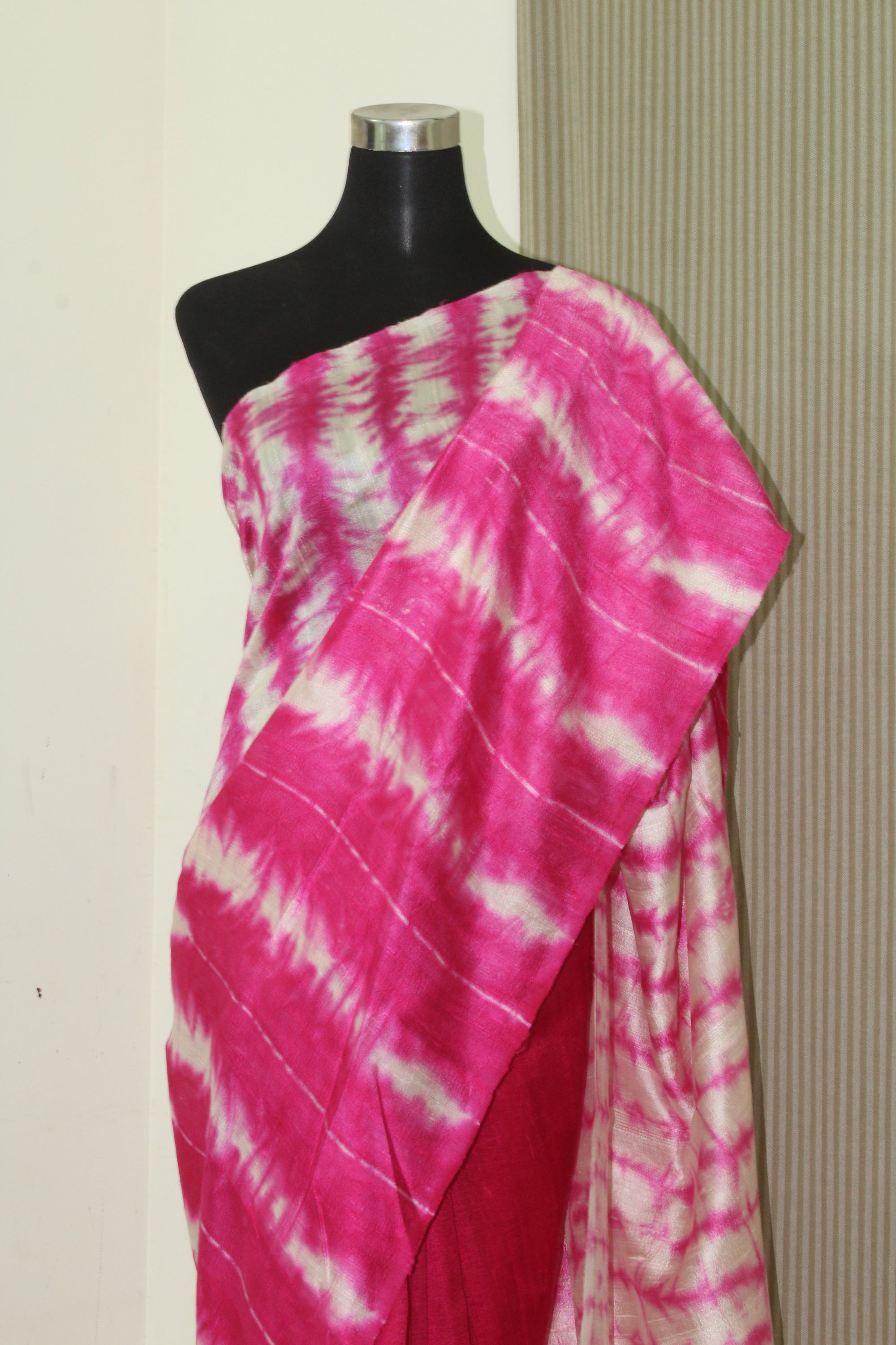 Tie and dye pure raw silk saree