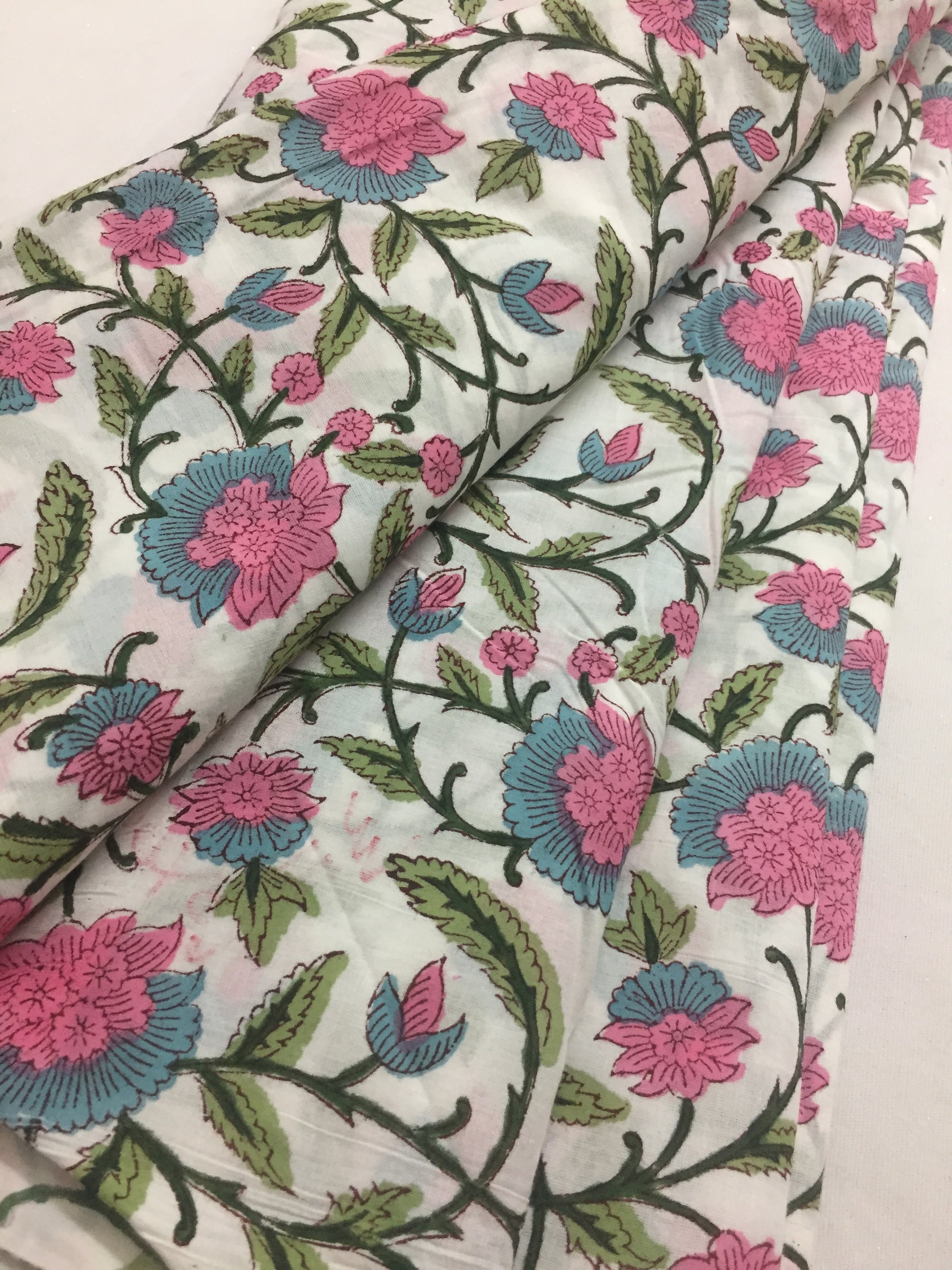 Printed mul cotton fabric 1.5 metres cut