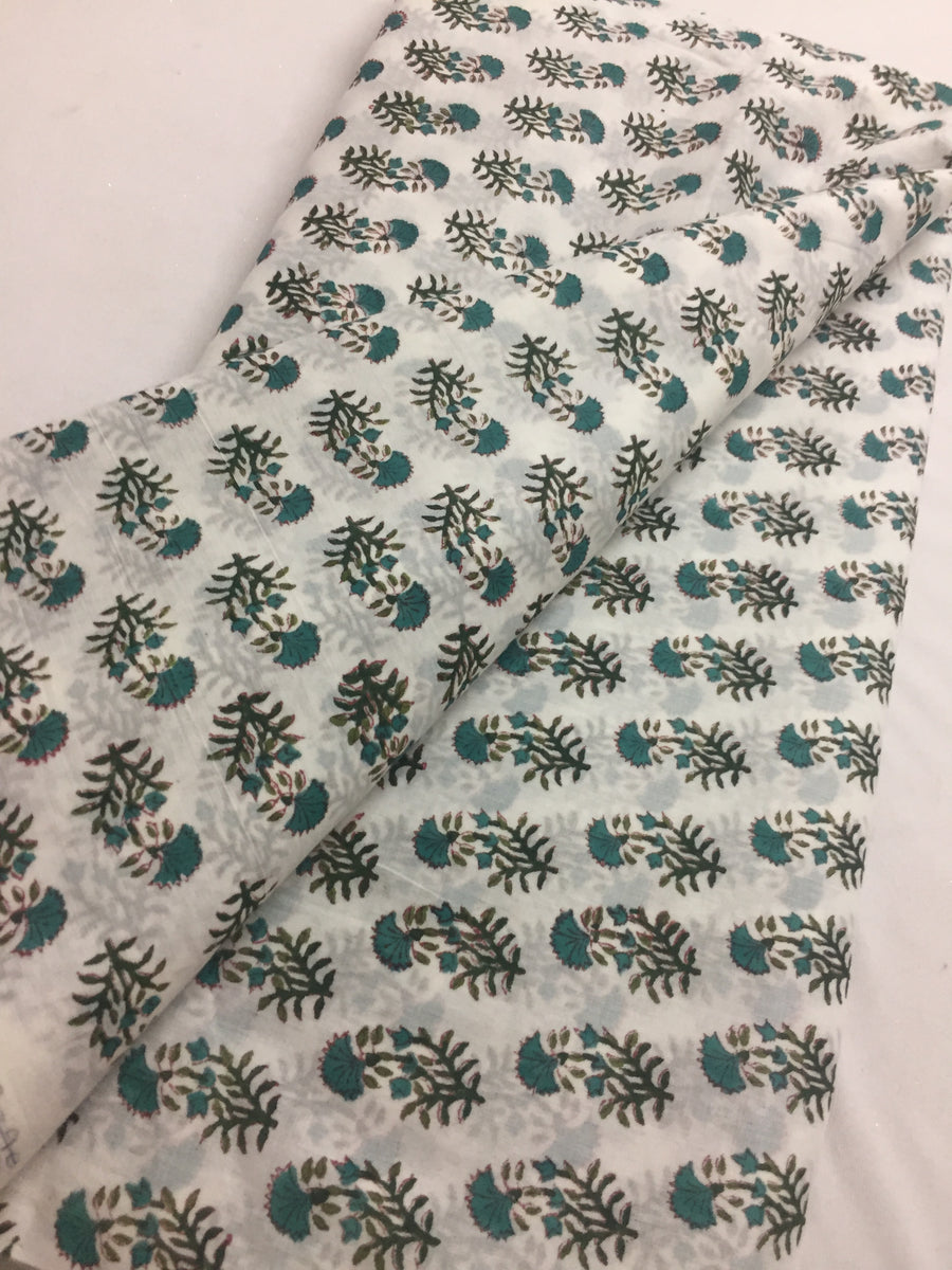 Printed mul cotton fabric