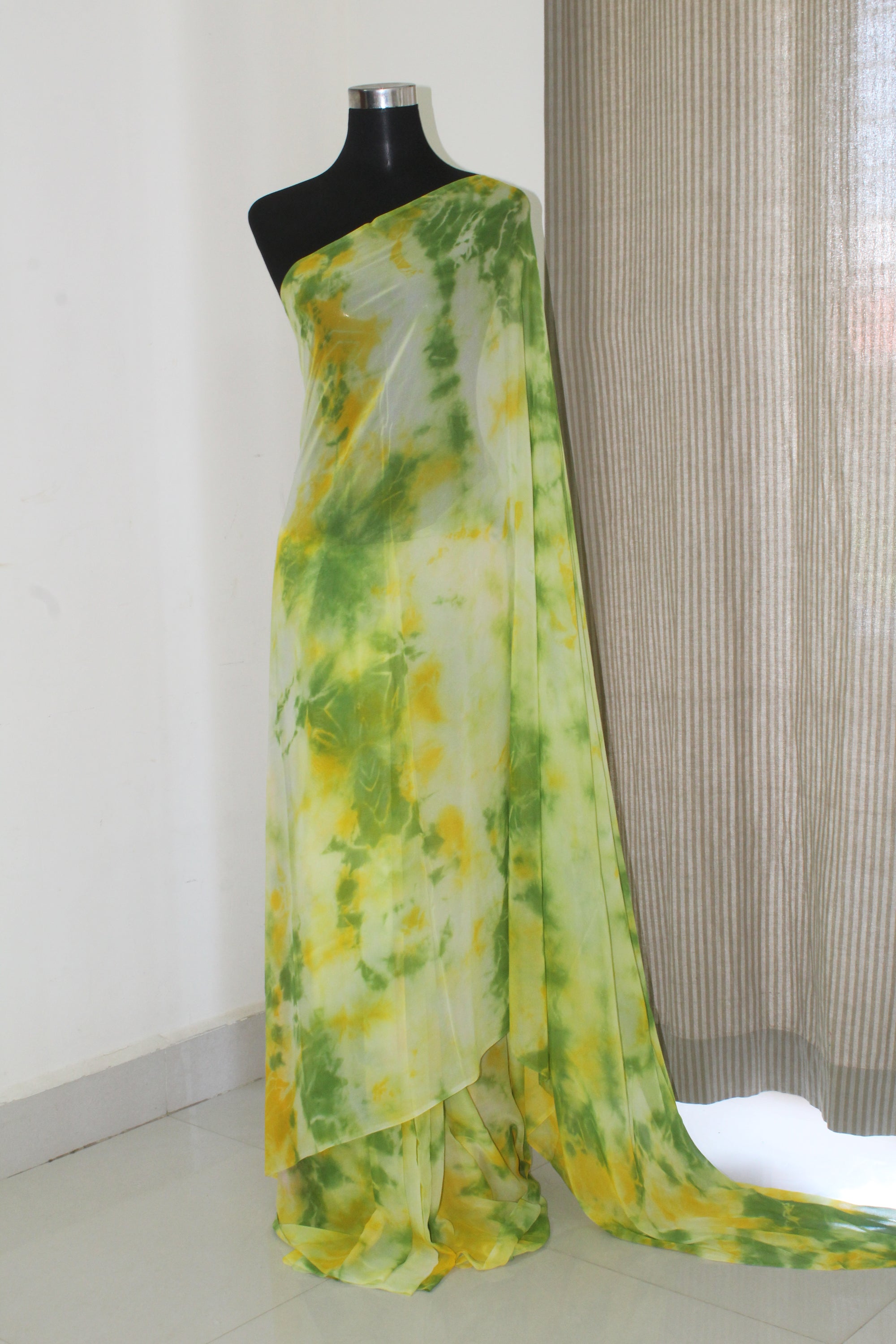 Buy Shibori tie and dye sarees online