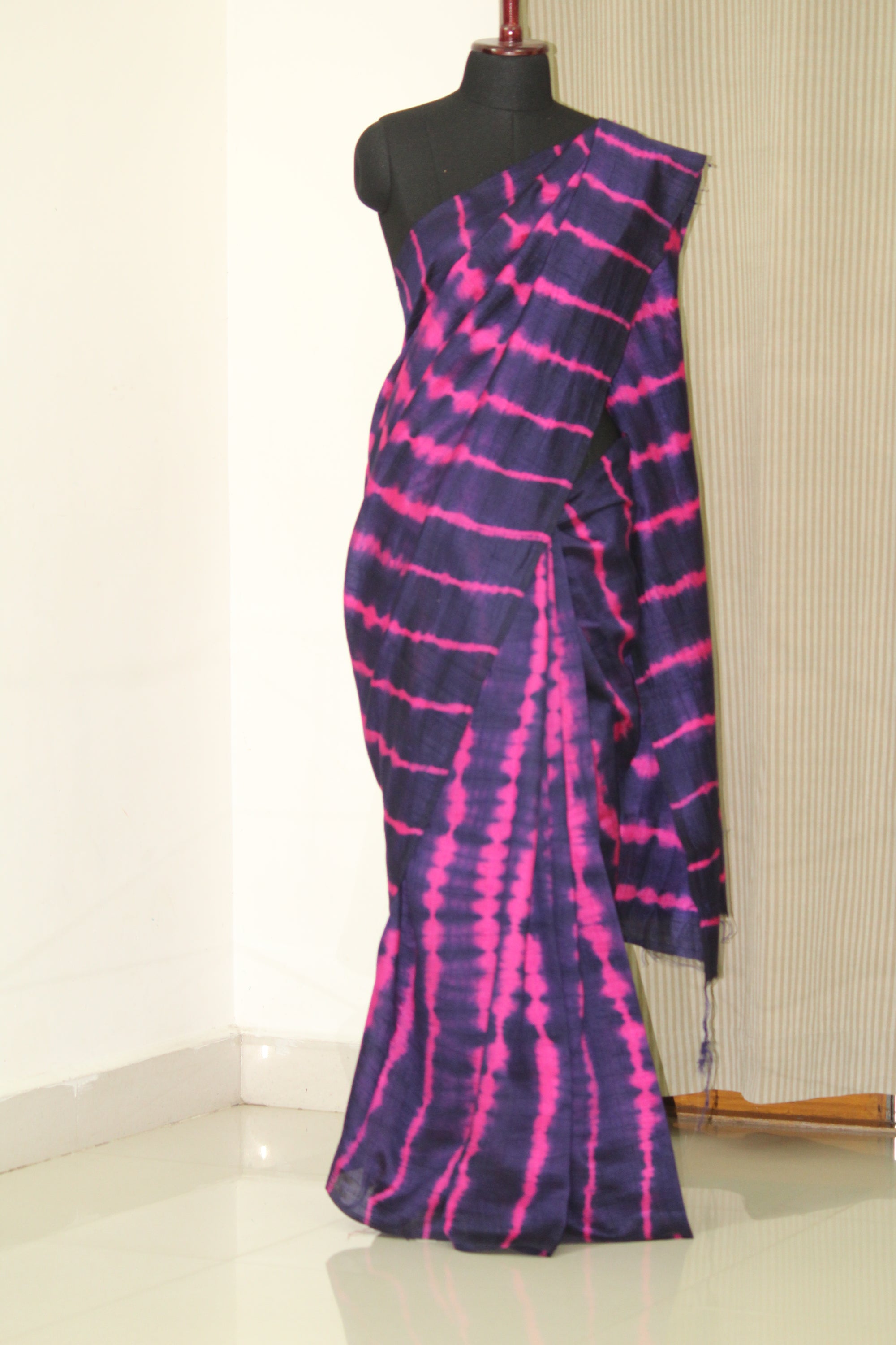 Tie and dye pure raw silk saree