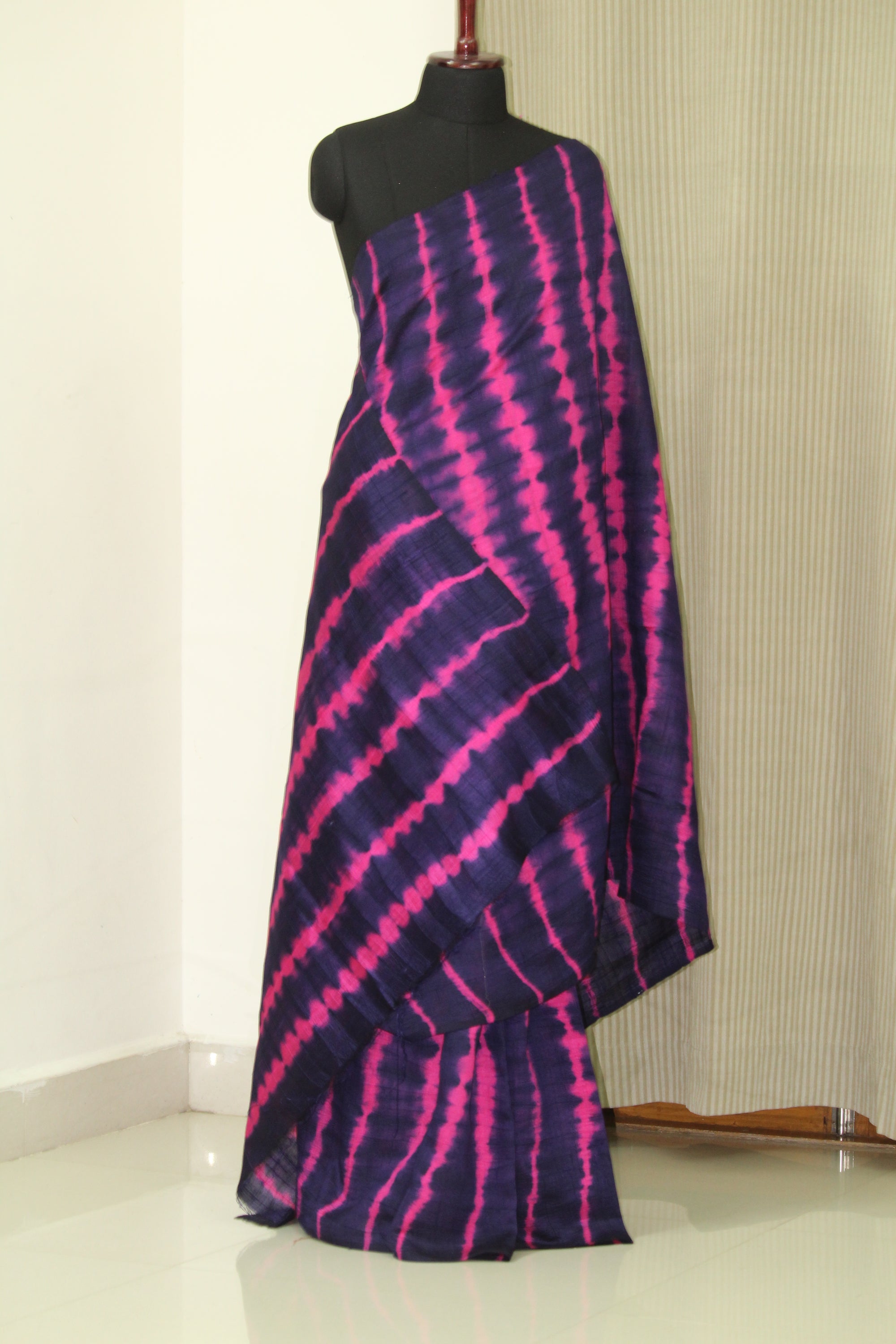 Tie and dye pure raw silk saree