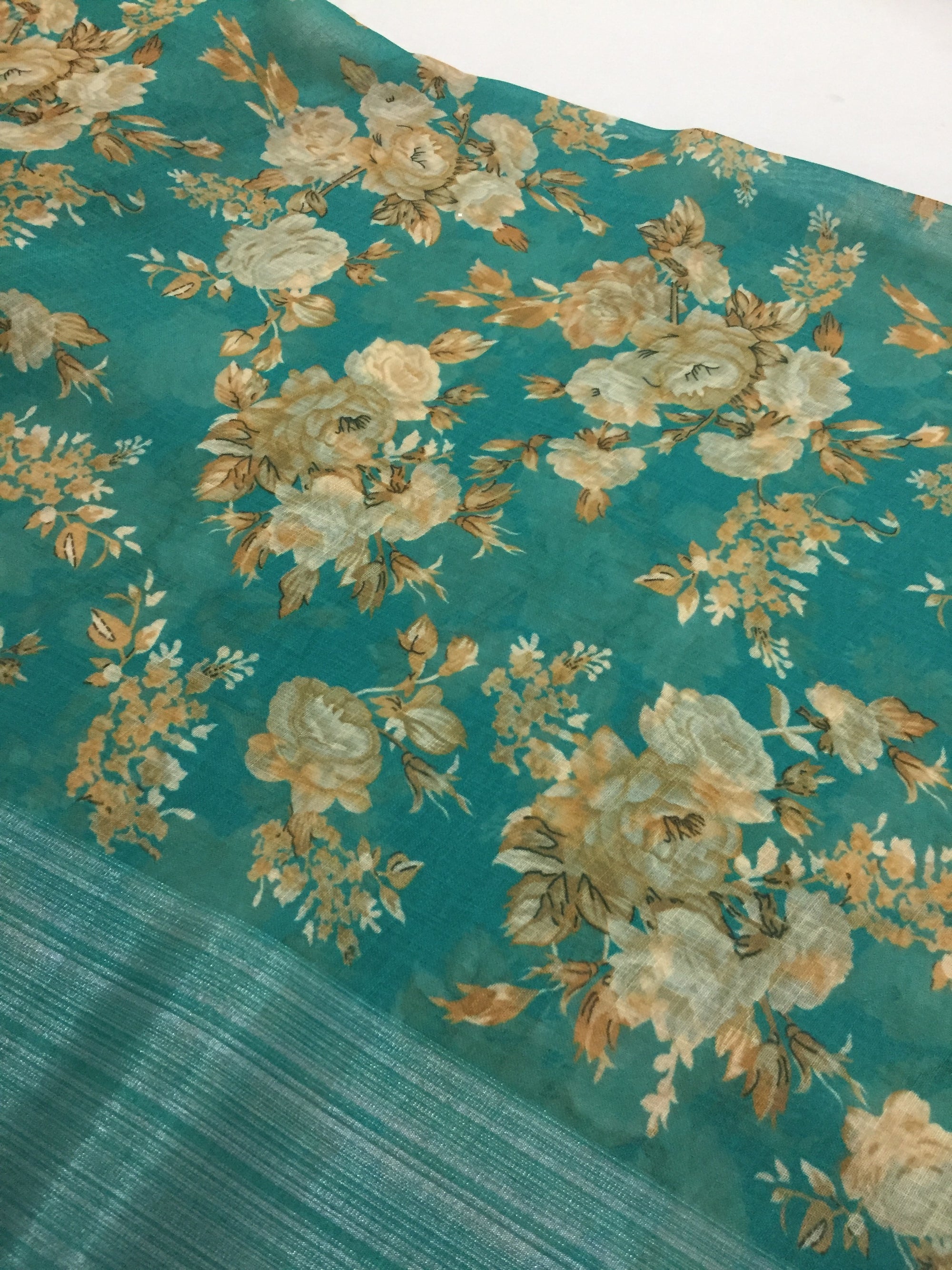 Printed Linen fabric with zari border