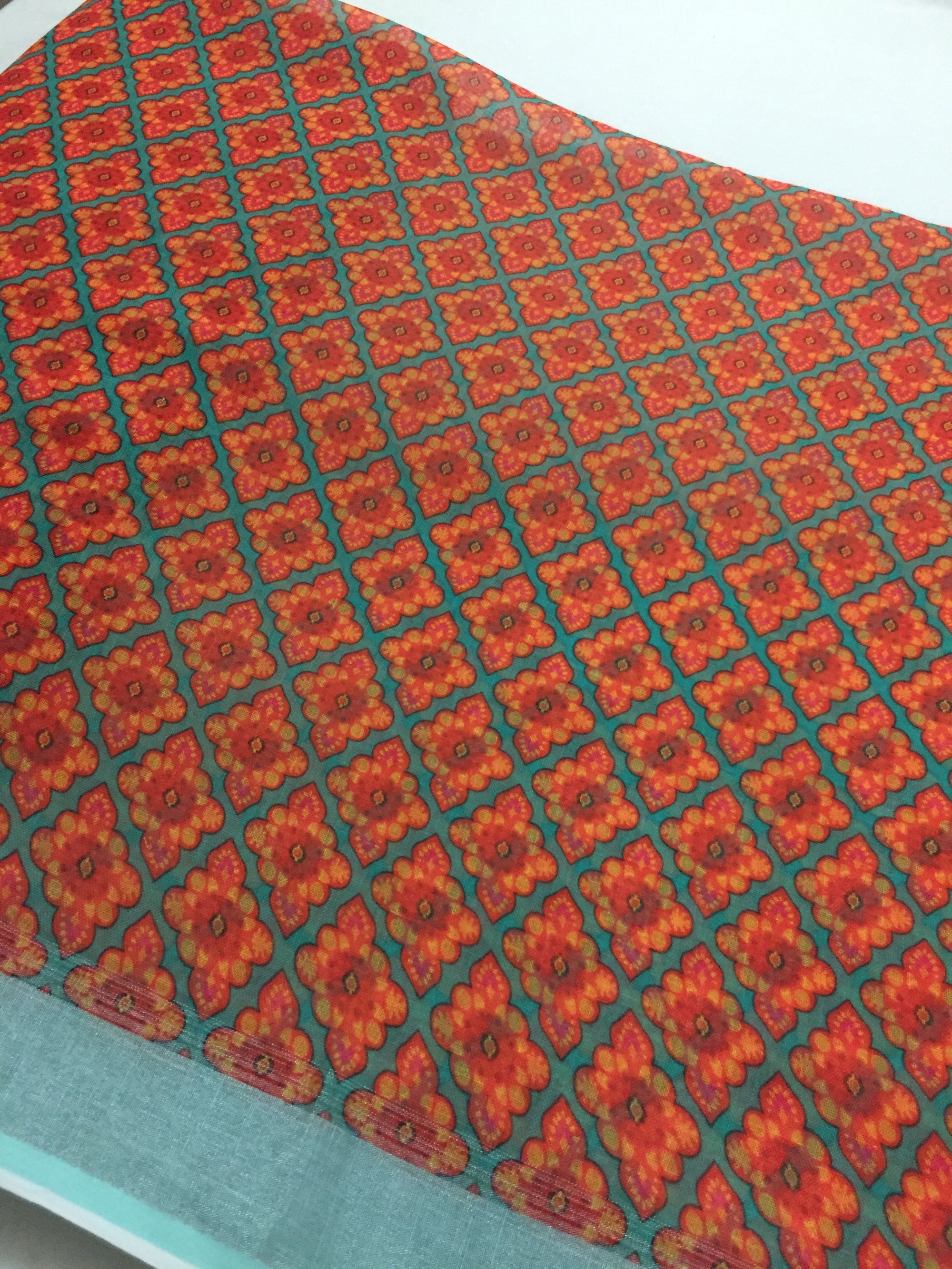 Printed Linen fabric with zari border