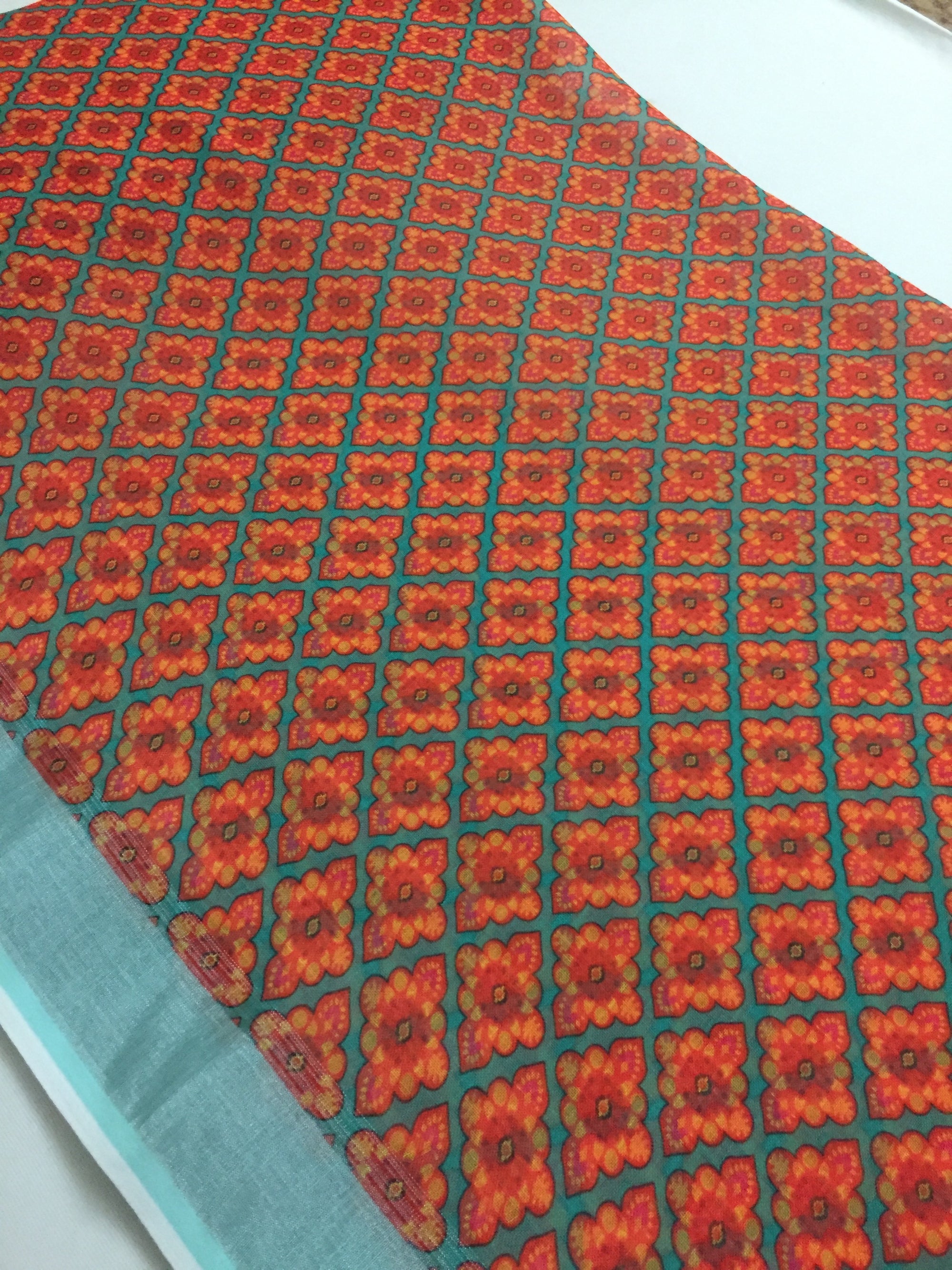 Printed Linen fabric with zari border
