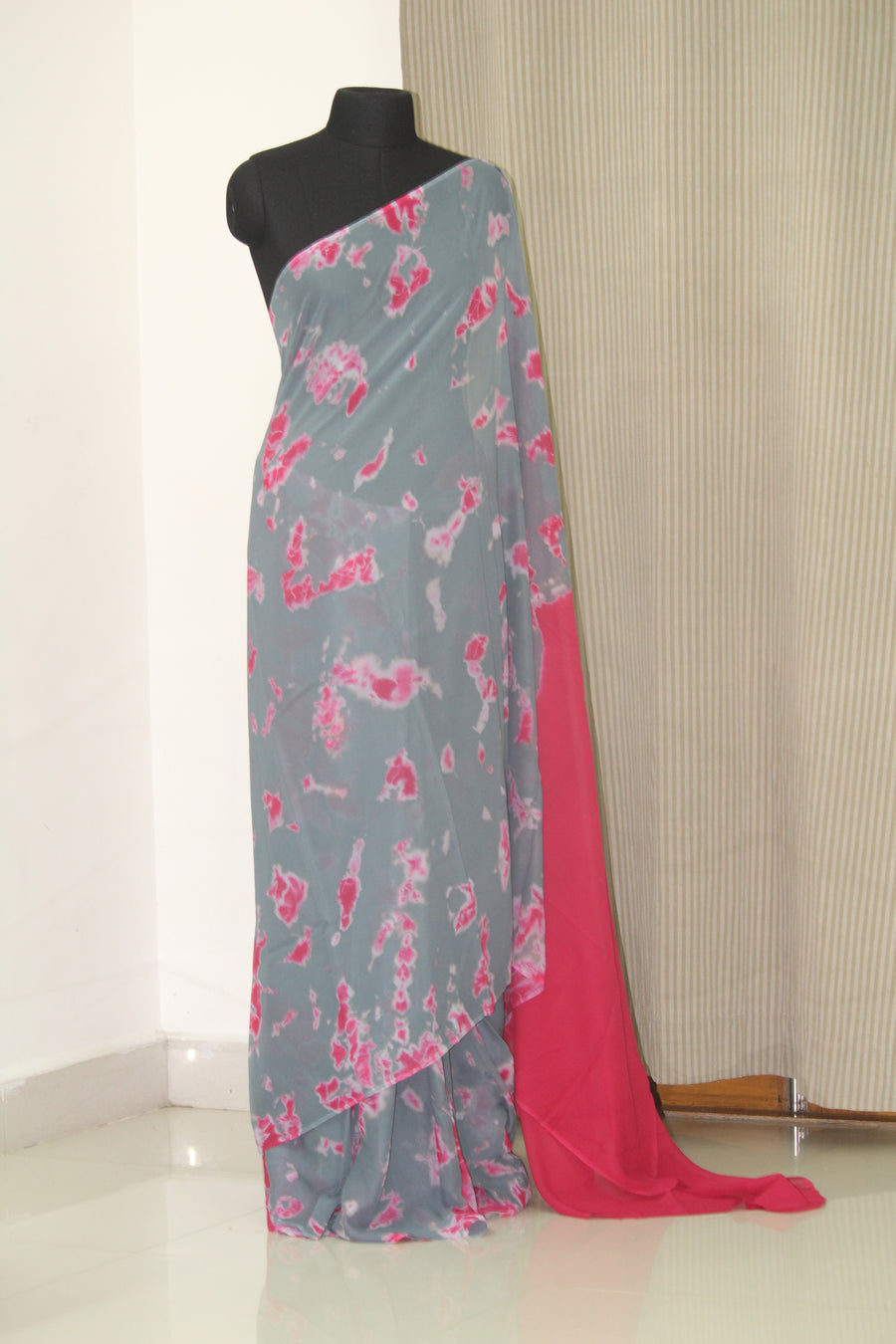 Shibori tie and dye georgette saree