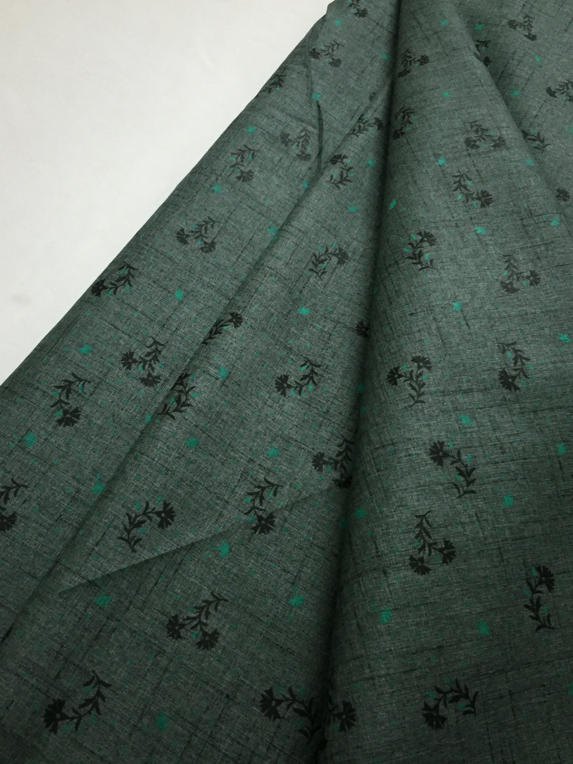 Printed cotton blend fabric