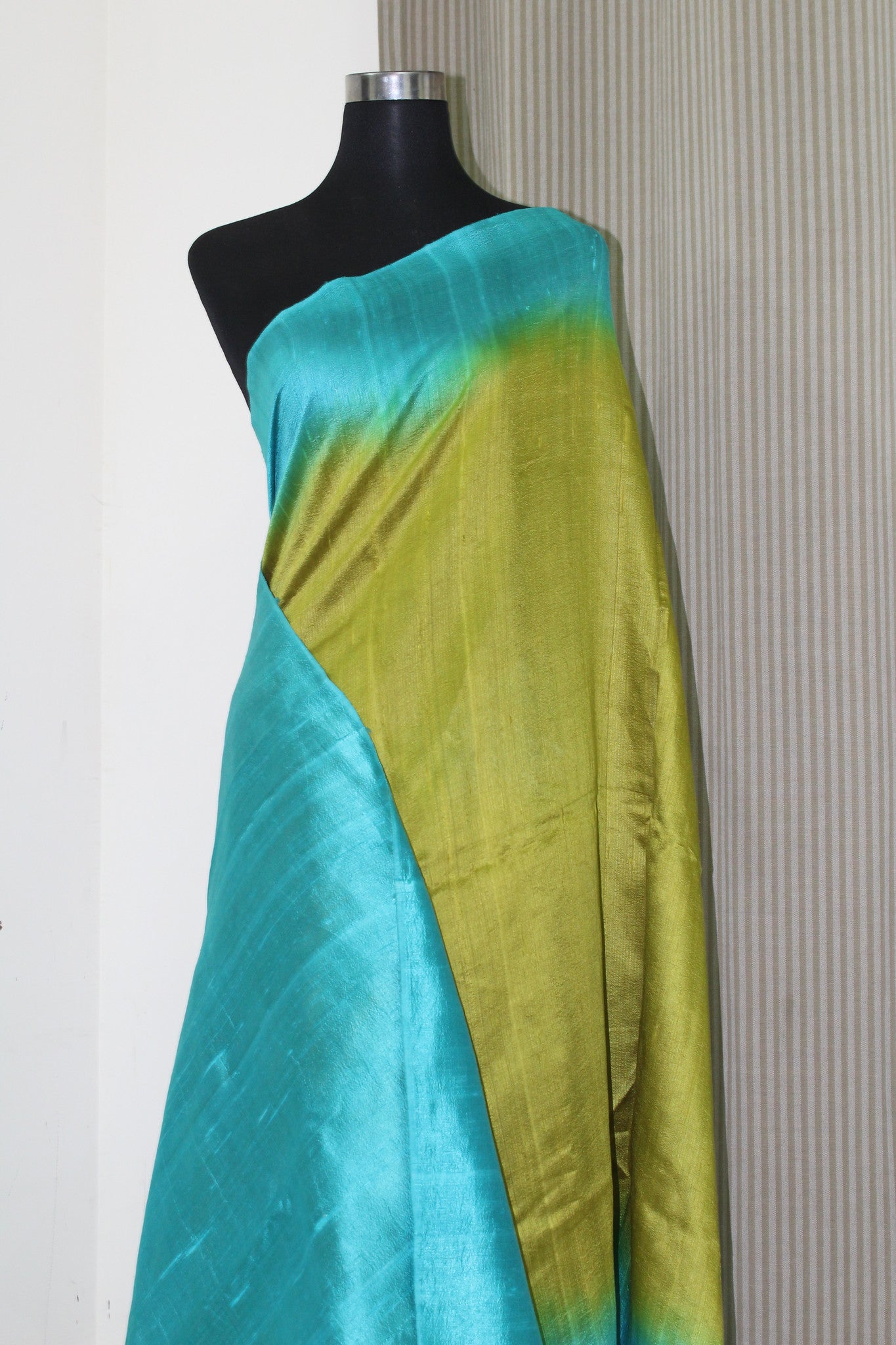 Buy dupion raw silk saree – Akrithi