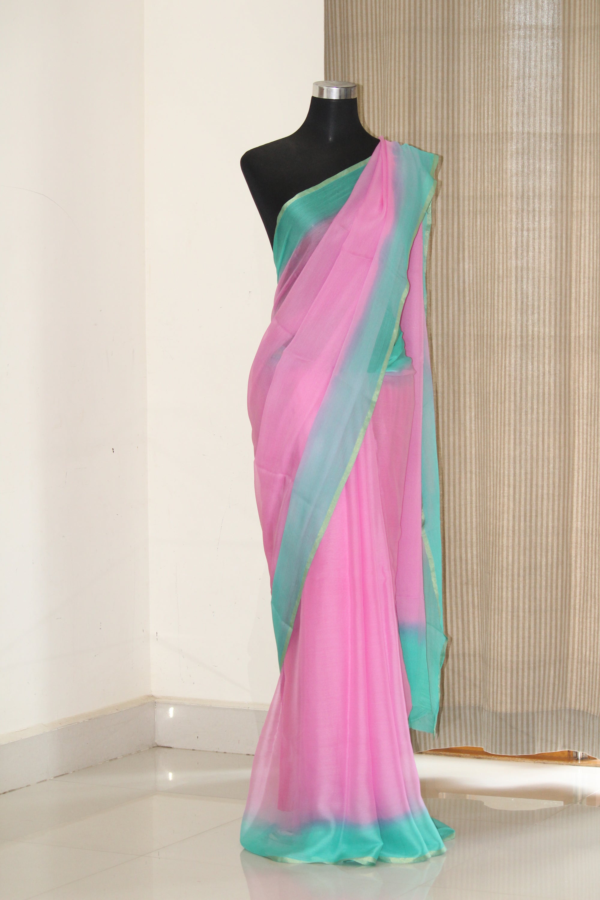 Buy chiffon sarees online at the best price. Buy pure silk chiffon saree. You can buy pure silk sarees from akrithi with silk mark. At akrithi you can get any colour saree of your choice as we dye based on order. Our dyeing is done by the best dyers, using quality and azo free dye. We have plain saree and tie and dye saree and shibori saree. Silk saree online shopping. Buy tie and dye, shibori and leheriya sarees online.