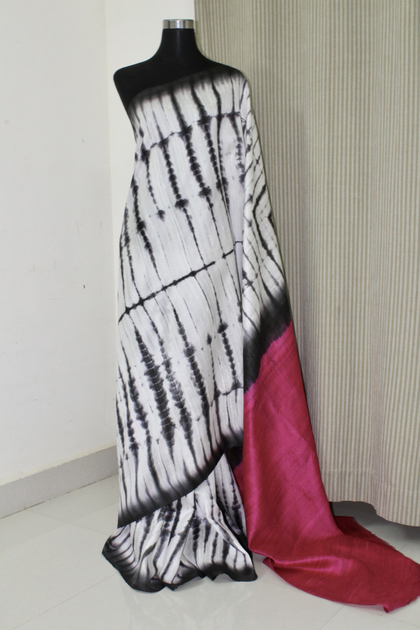 Pure raw silk saree, pure silk saree, tie and dye saree , tie and dye raw silk saree, shibori saree online.
