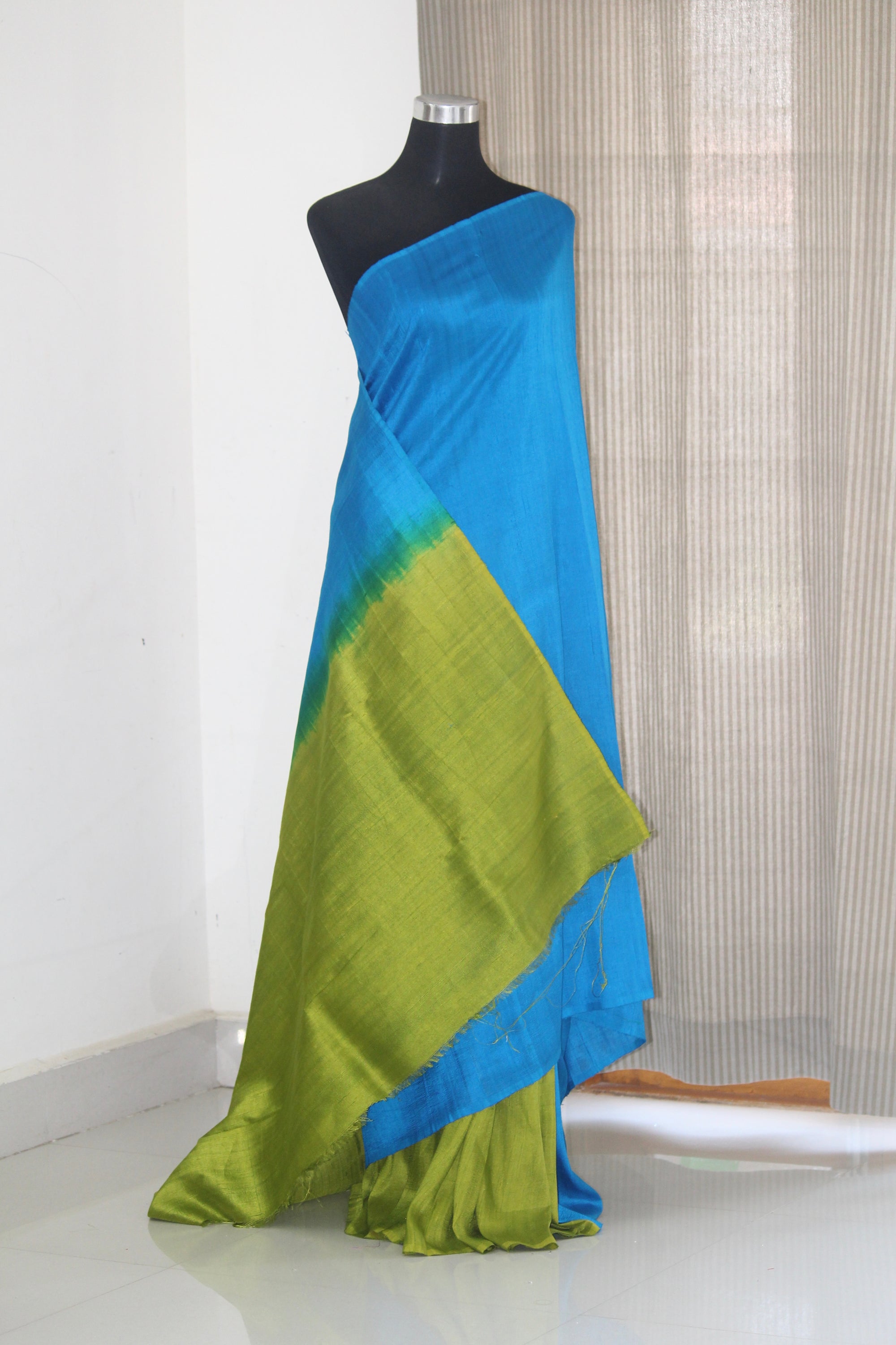buy pure silk sarees online, buy raw silk sarees online