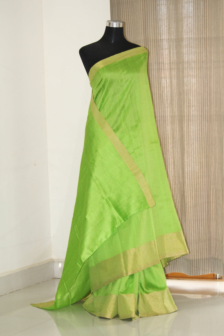 Pure Dupion silk saree with zari border, pure raw silk saree, green saree, green raw silk saree, pure silk saree online
