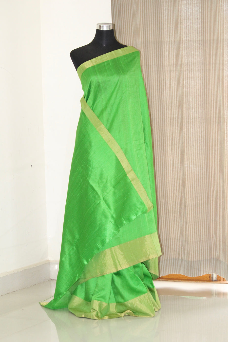 Pure Dupion silk saree, pure raw silk saree with zari border, green saree, green raw silk saree, pure silk saree online