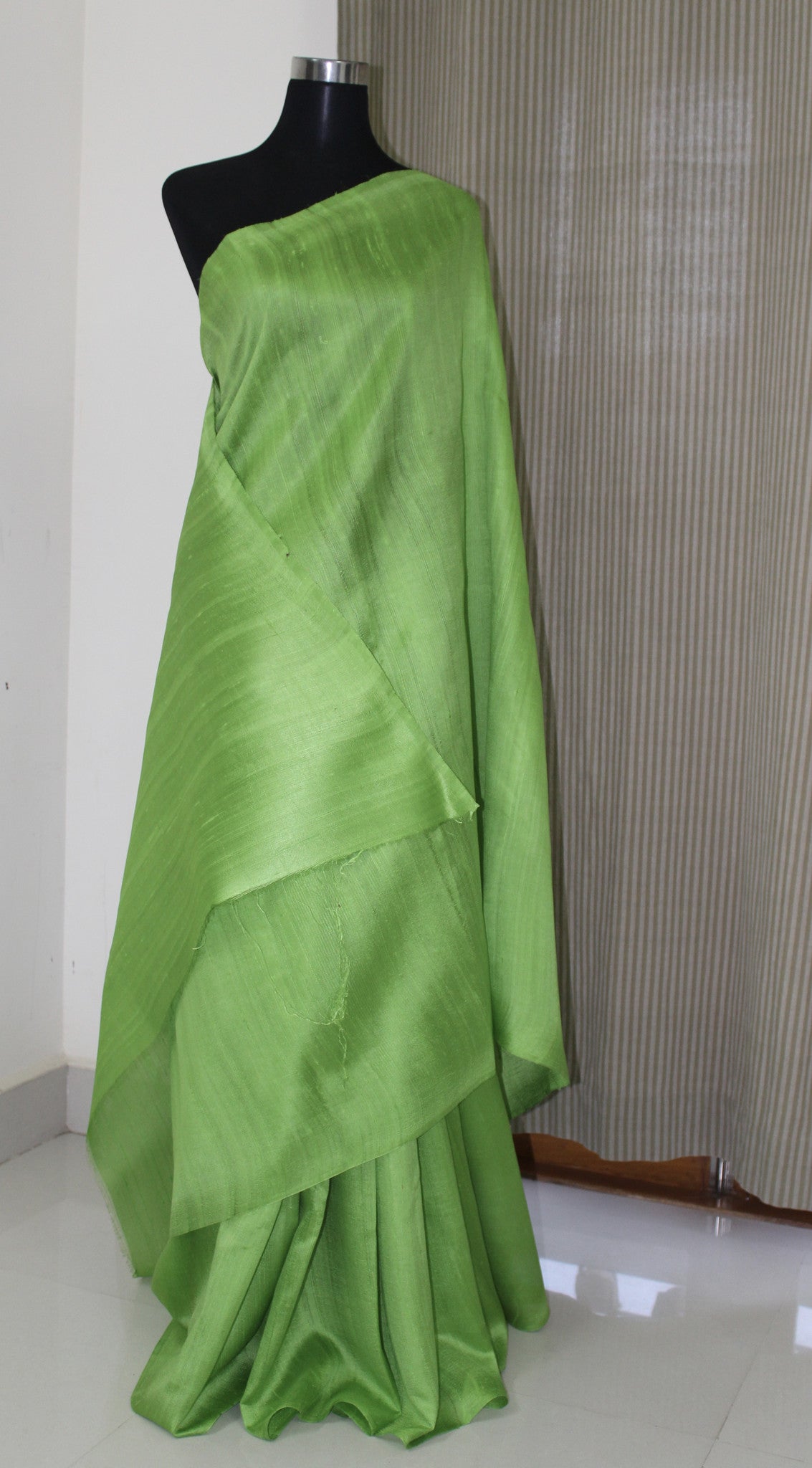 Buy pure raw silk (dupion) sarees online 